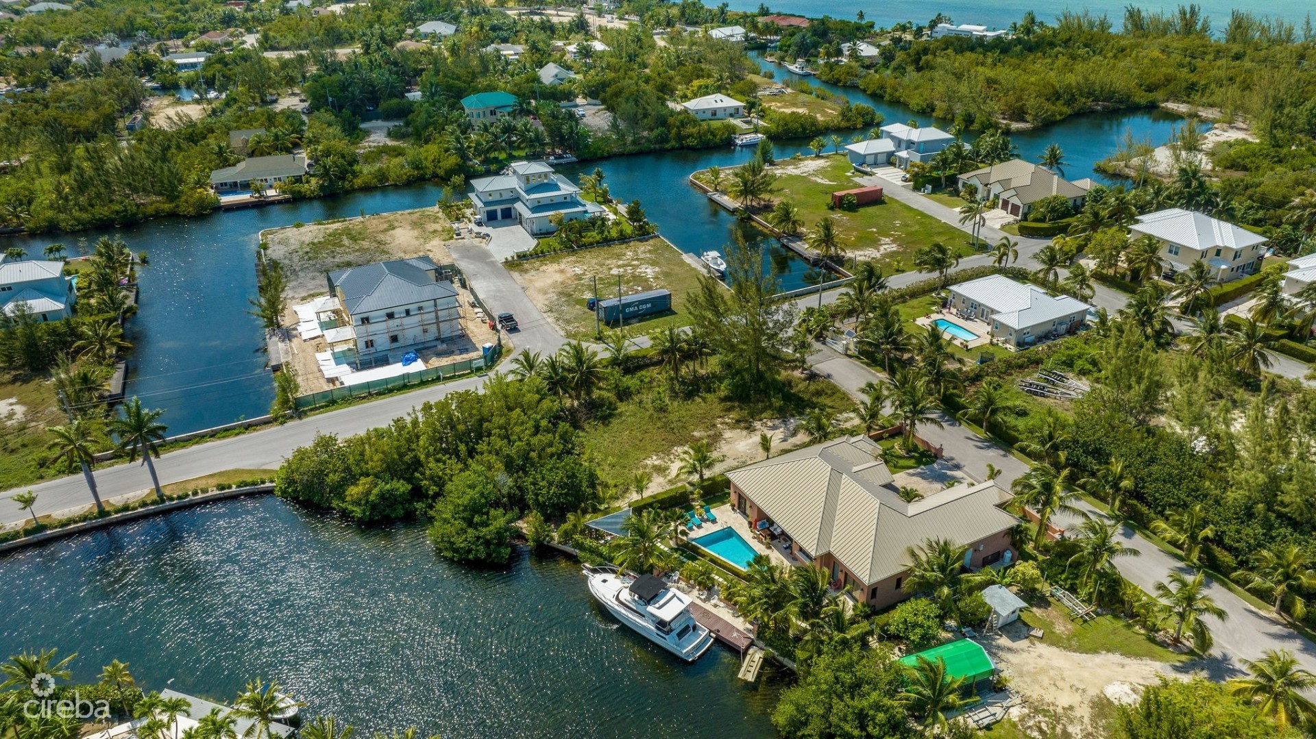 SUPER CANAL FRONT LOT ON PEACEFUL CLOSE SUPER CANAL FRONT LOT ON PEACEFUL CLOSE