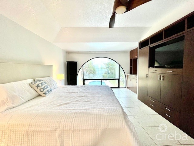 CANAL FRONT TOWNHOUSE, SMB CORRIDOR- SAFE HARBOUR CANAL FRONT TOWNHOUSE, SMB CORRIDOR- SAFE HARBOUR