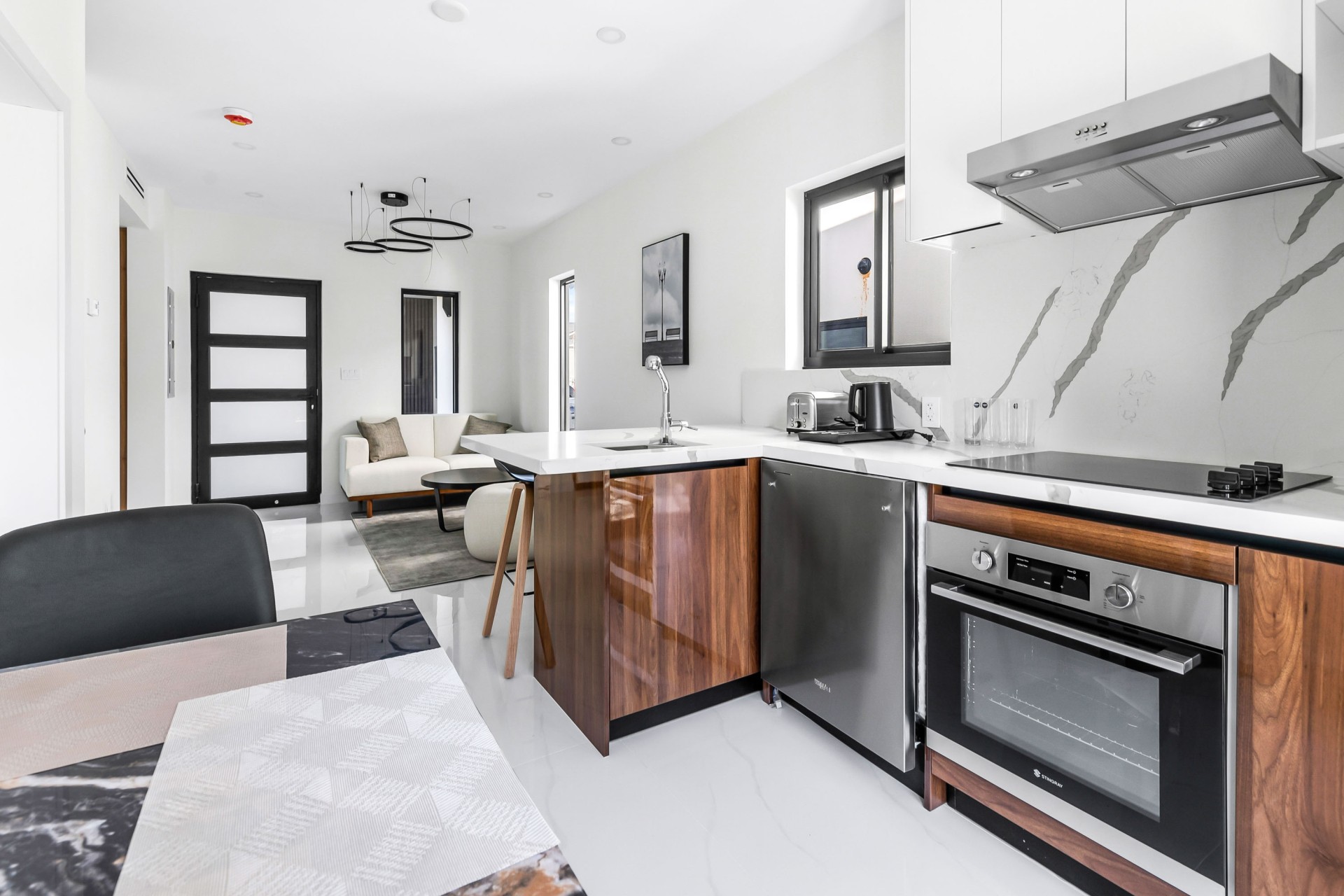 Arza H4 - Phase 1 Corner Unit / Pool Fronting