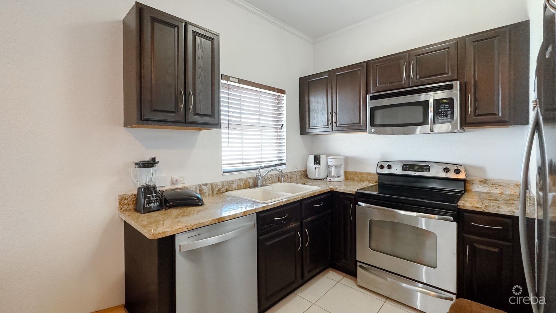 MIZPAH CORNER UNIT WEST BAY MIZPAH CORNER UNIT WEST BAY