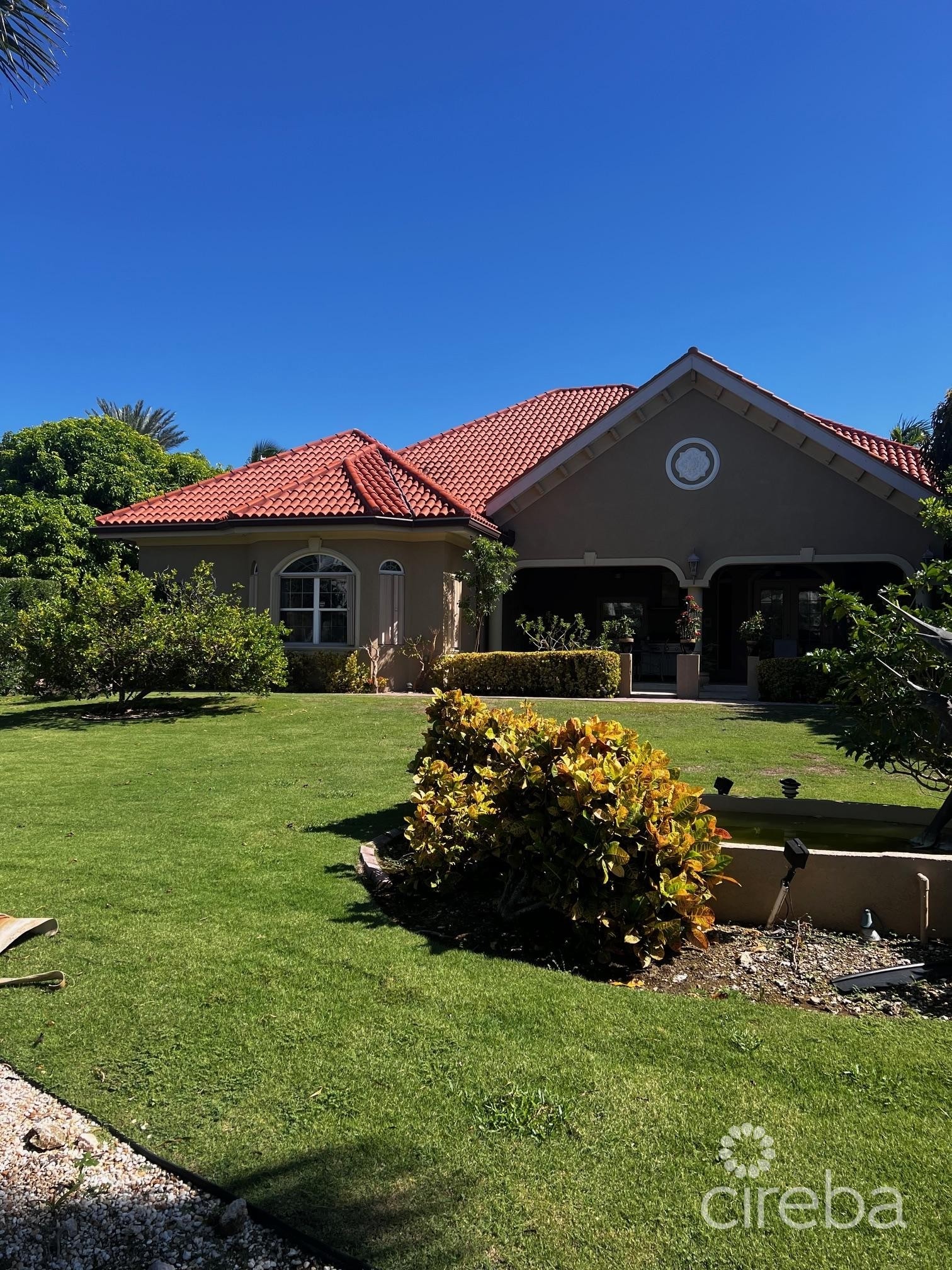 CAYMAN ISLANDS YACHT CLUB CANAL FRONT RESIDENCE
