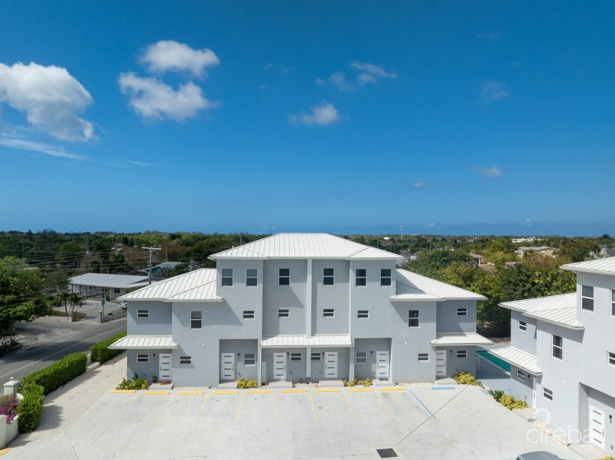 THE POINT AT WATERCOURSE #4