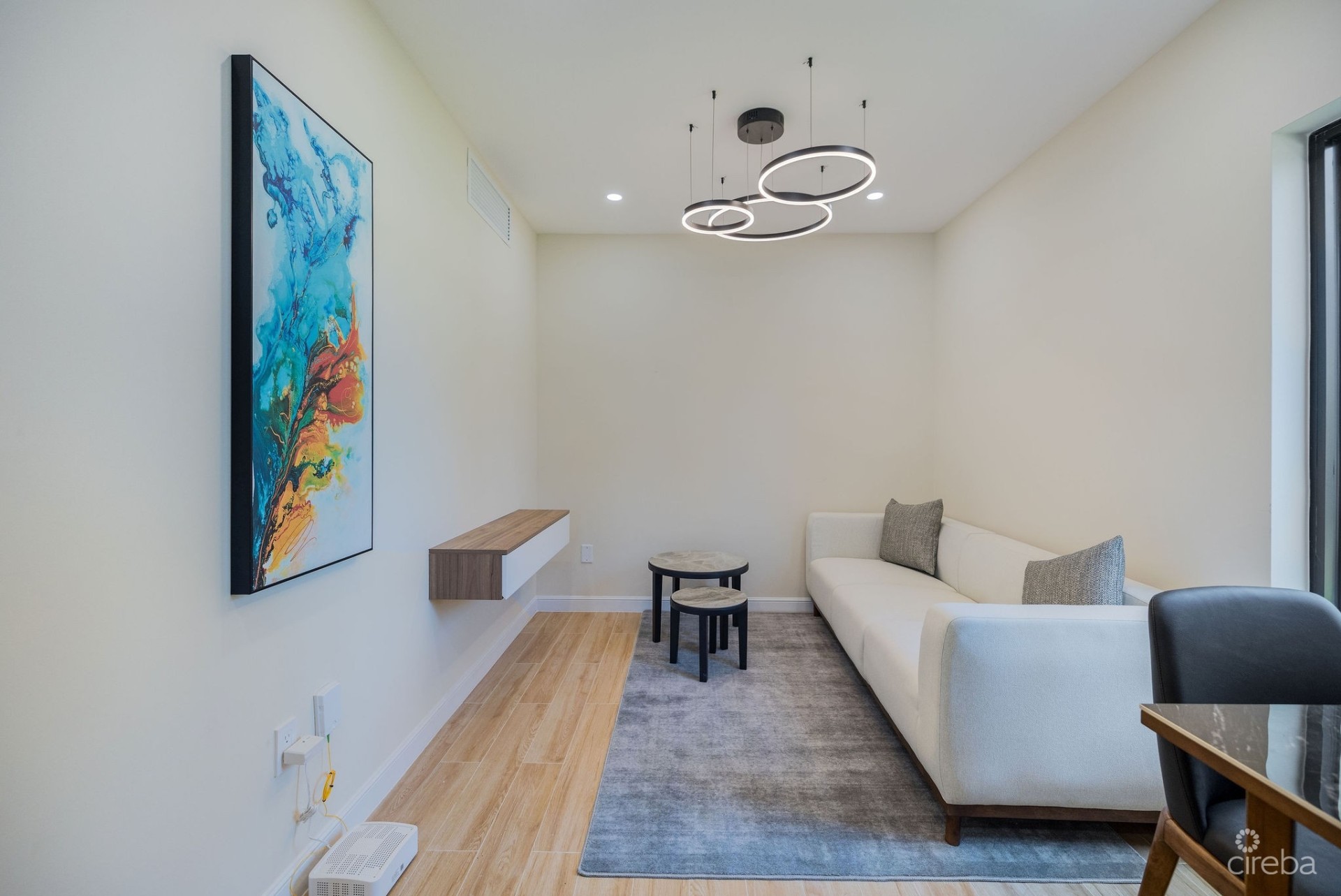 ARZA WEST BAY JADE – UPGRADED FULLY FURNISHED 1-BED/BATH CORNER UNIT ARZA WEST BAY JADE – UPGRADED FULLY FURNISHED 1-BED/BATH CORNER UNIT