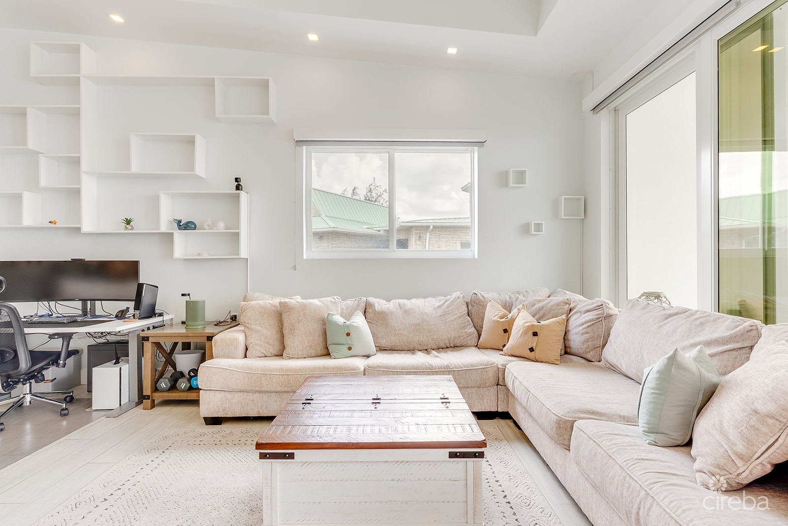 LIGHTHOUSE POINT RESIDENCES PENTHOUSE CORNER UNIT 301 LIGHTHOUSE POINT RESIDENCES PENTHOUSE CORNER UNIT 301