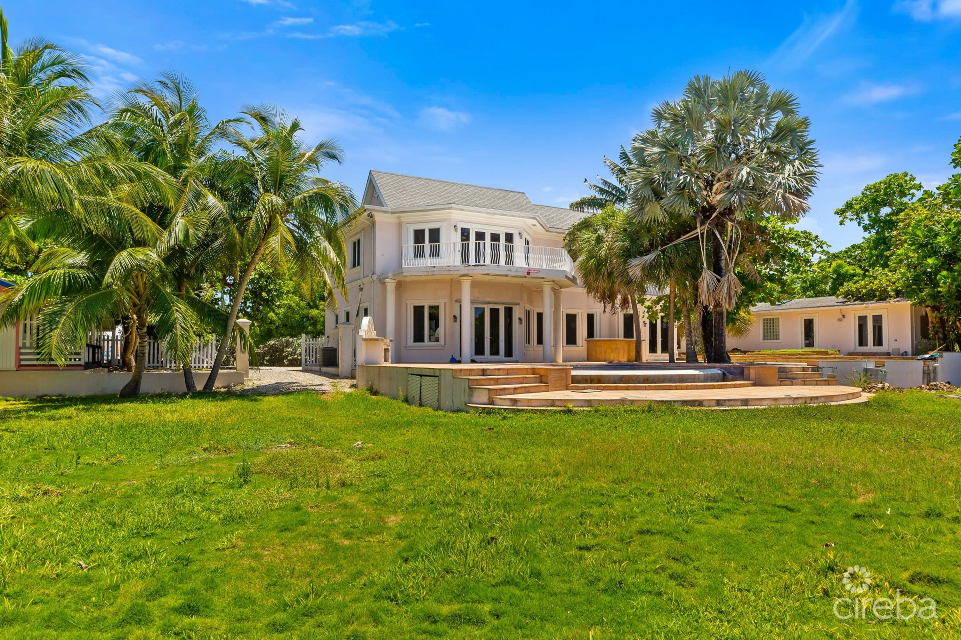 SHAMROCK ROAD OCEANFRONT ESTATE - RARE DEVELOPMENT OPPORTUNITY