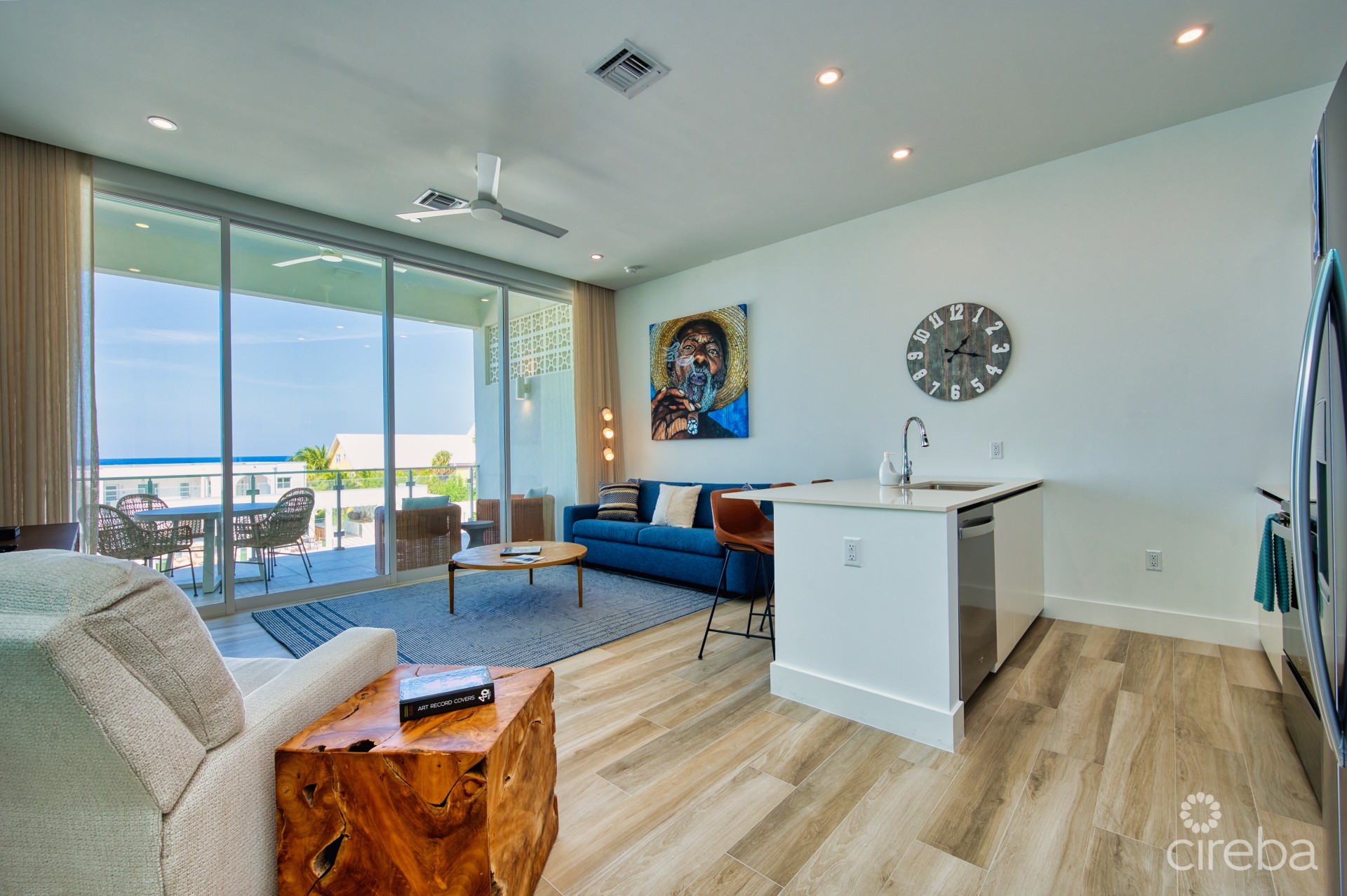 SUNSET POINT #12 - ACTIVE AIR B N B 5 STAR RATED SUNSET POINT #12 - ACTIVE AIR B N B 5 STAR RATED