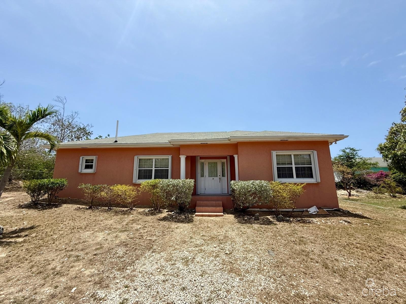 3 BEDROOM  -  BLUFF HOME - CAYMAN BRAC