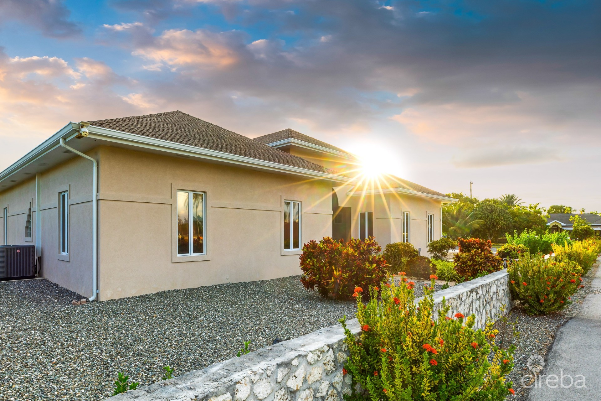 FULLY REMODELED 3BR FAMILY HOME IN NORTH SOUND ESTATES FULLY REMODELED 3BR FAMILY HOME IN NORTH SOUND ESTATES