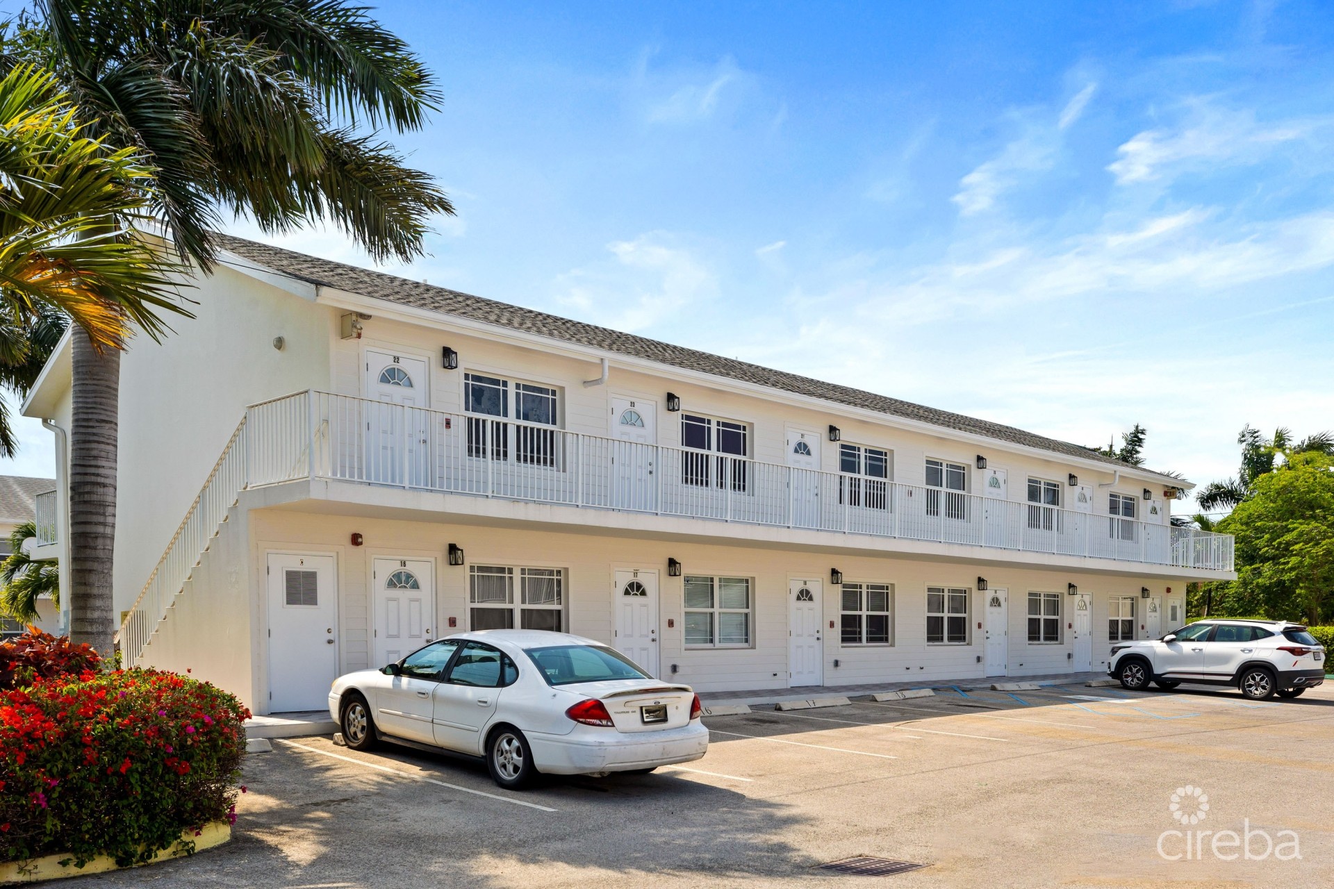 SANDSCAPE RESIDENCES #19 SANDSCAPE RESIDENCES #19