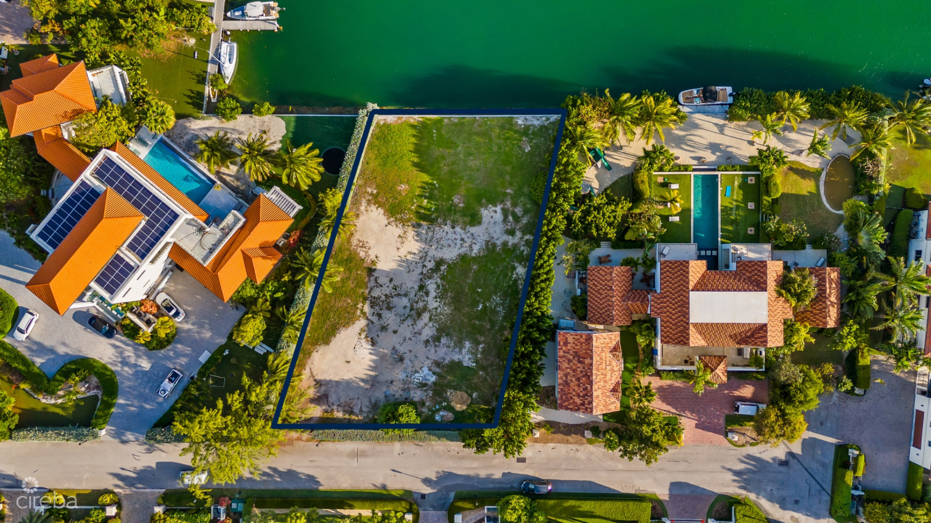 VISTA DEL MAR- EXECUTIVE  ESTATE CANAL LOT