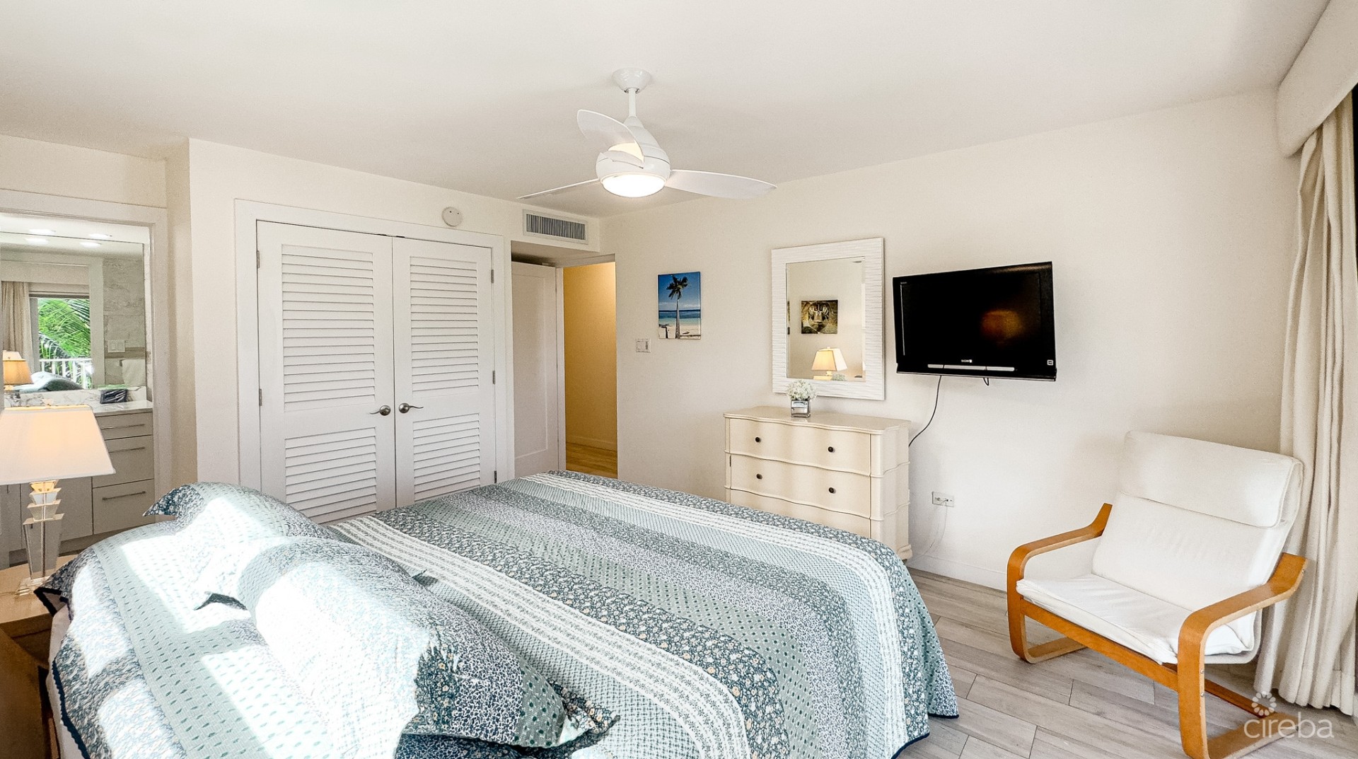 AQUA BAY CLUB | END UNIT 2 BED , SEVEN MILE BEACH AQUA BAY CLUB | END UNIT 2 BED , SEVEN MILE BEACH