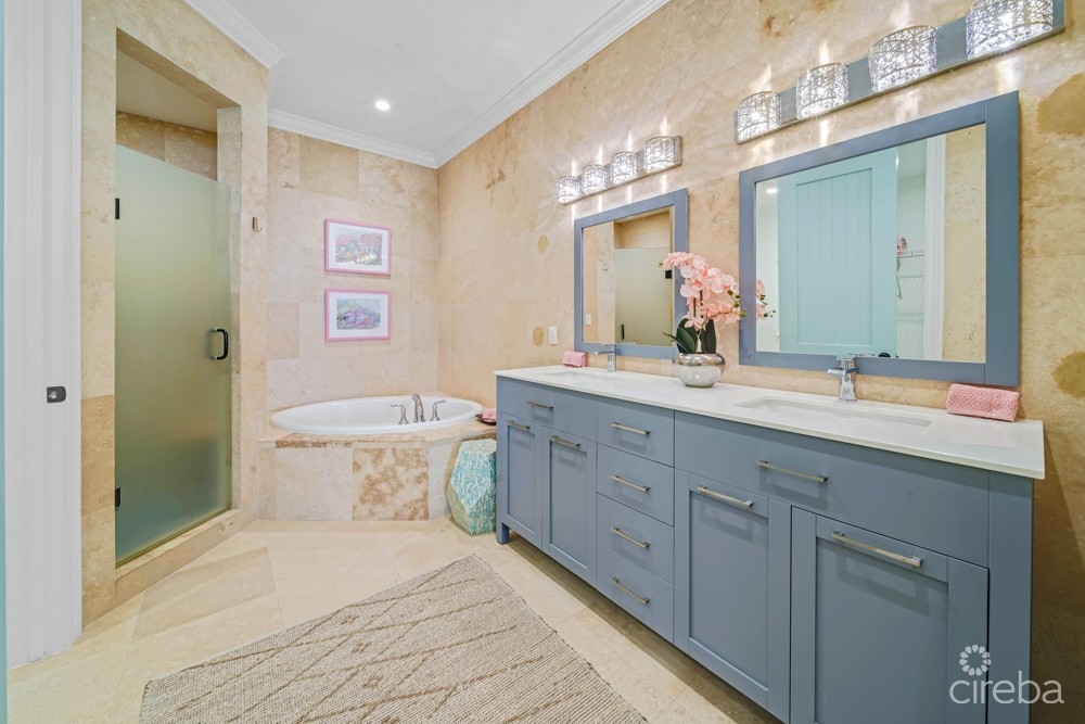 KISHA 104 | 2 BDRM WATERFRONT WALKOUT - COASTAL ELEGANCE & LUXURY KISHA 104 | 2 BDRM WATERFRONT WALKOUT - COASTAL ELEGANCE & LUXURY