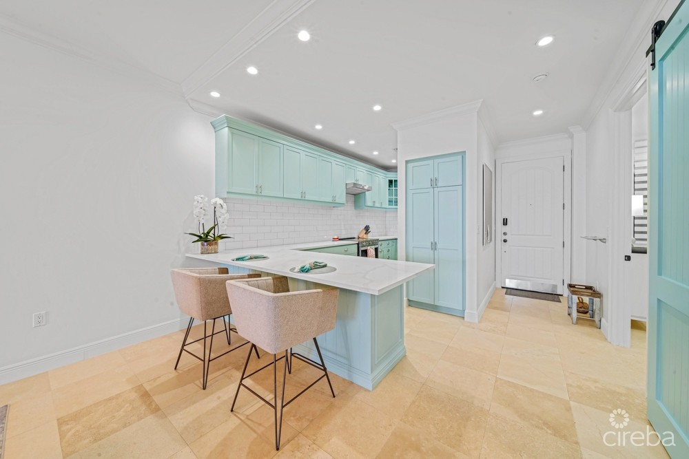 KISHA 104 | 2 BDRM WATERFRONT WALKOUT - COASTAL ELEGANCE & LUXURY KISHA 104 | 2 BDRM WATERFRONT WALKOUT - COASTAL ELEGANCE & LUXURY