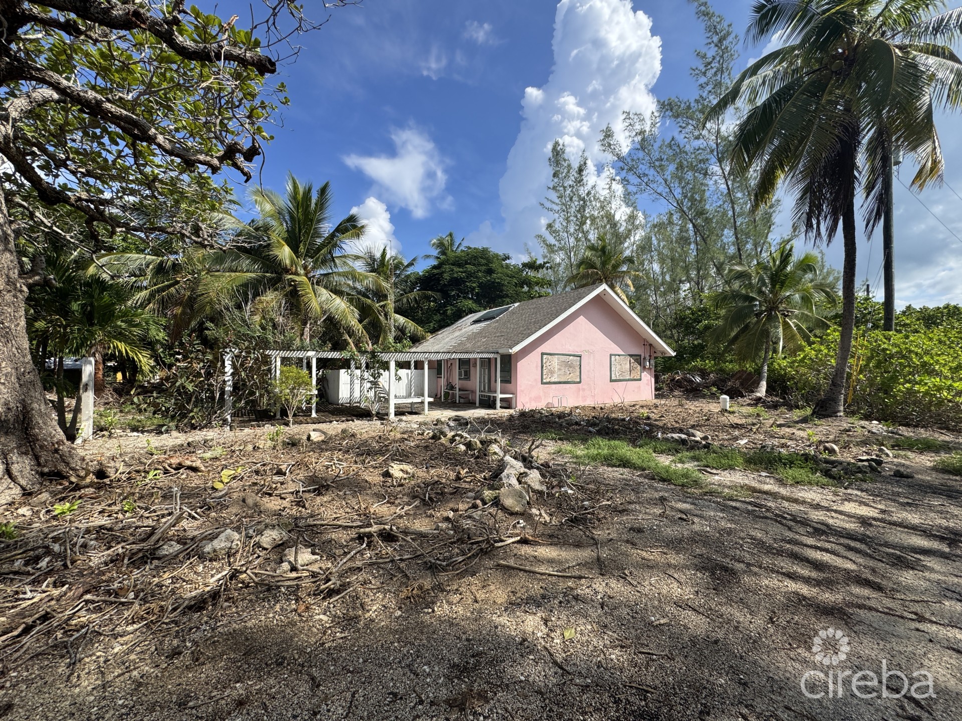 BREAKERS BEACH COTTAGE | BEACHFRONT PROPERTY WITH ENDLESS POTENTIAL BREAKERS BEACH COTTAGE | BEACHFRONT PROPERTY WITH ENDLESS POTENTIAL