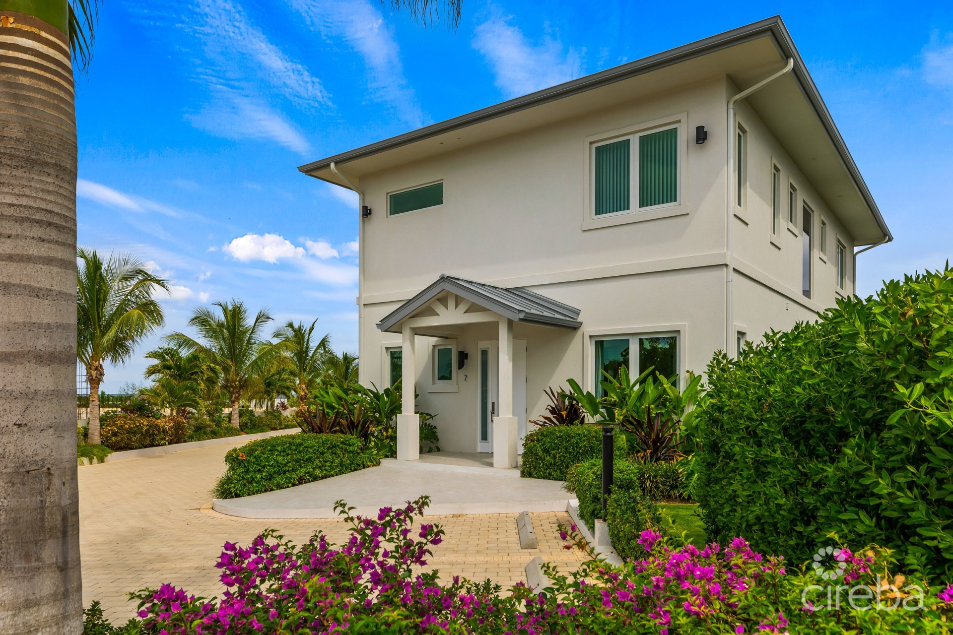 OCEANS 9  VILLA 7 LUXURY BEACHVIEW DETACHED HOME WEST BAY OCEANS 9  VILLA 7 LUXURY BEACHVIEW DETACHED HOME WEST BAY