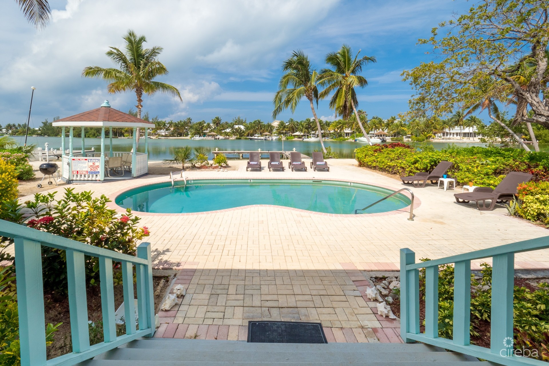 VILLA LA PLAYA, CAYMAN KAI HOME VILLA LA PLAYA, CAYMAN KAI HOME