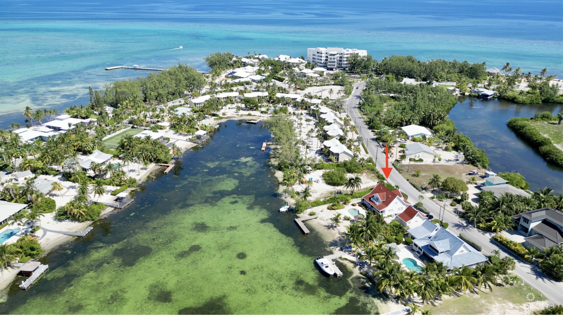 VILLA LA PLAYA, CAYMAN KAI HOME VILLA LA PLAYA, CAYMAN KAI HOME