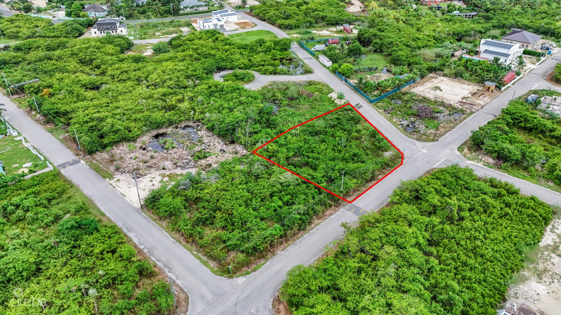 LARGE CORNER LOT .366 ACRE IN LOOKOUT GARDENS LARGE CORNER LOT .366 ACRE IN LOOKOUT GARDENS