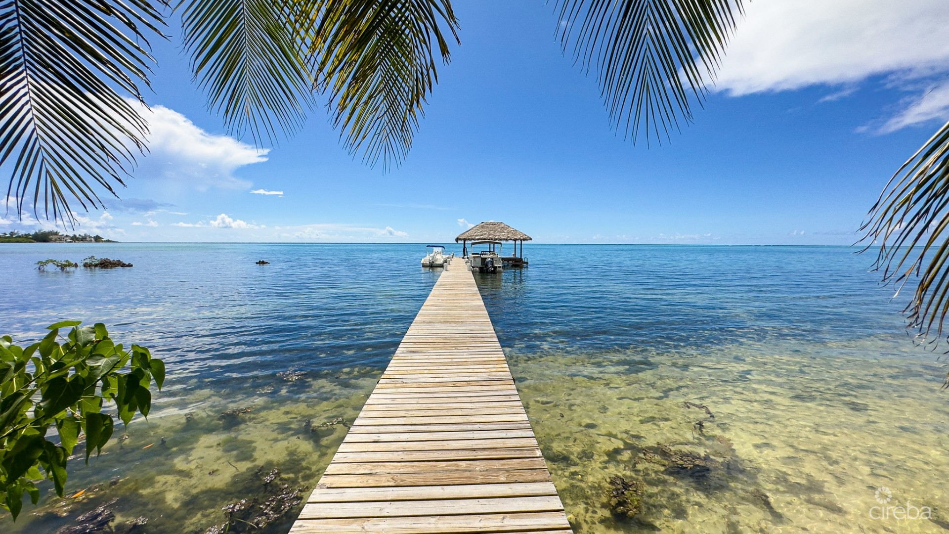 3 BED OCEAN VIEW - BY THE SEA 3 BED OCEAN VIEW - BY THE SEA