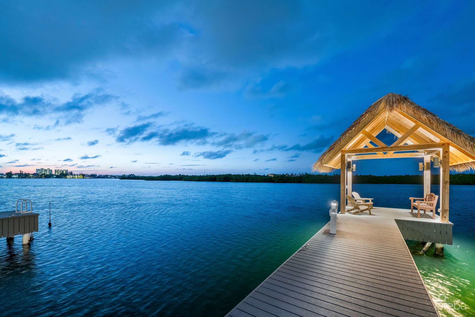 60 LALIQUE PENINSULA QUAY | LUXURY WATERFRONT LIVING IN CRYSTAL HARBOUR 60 LALIQUE PENINSULA QUAY | LUXURY WATERFRONT LIVING IN CRYSTAL HARBOUR