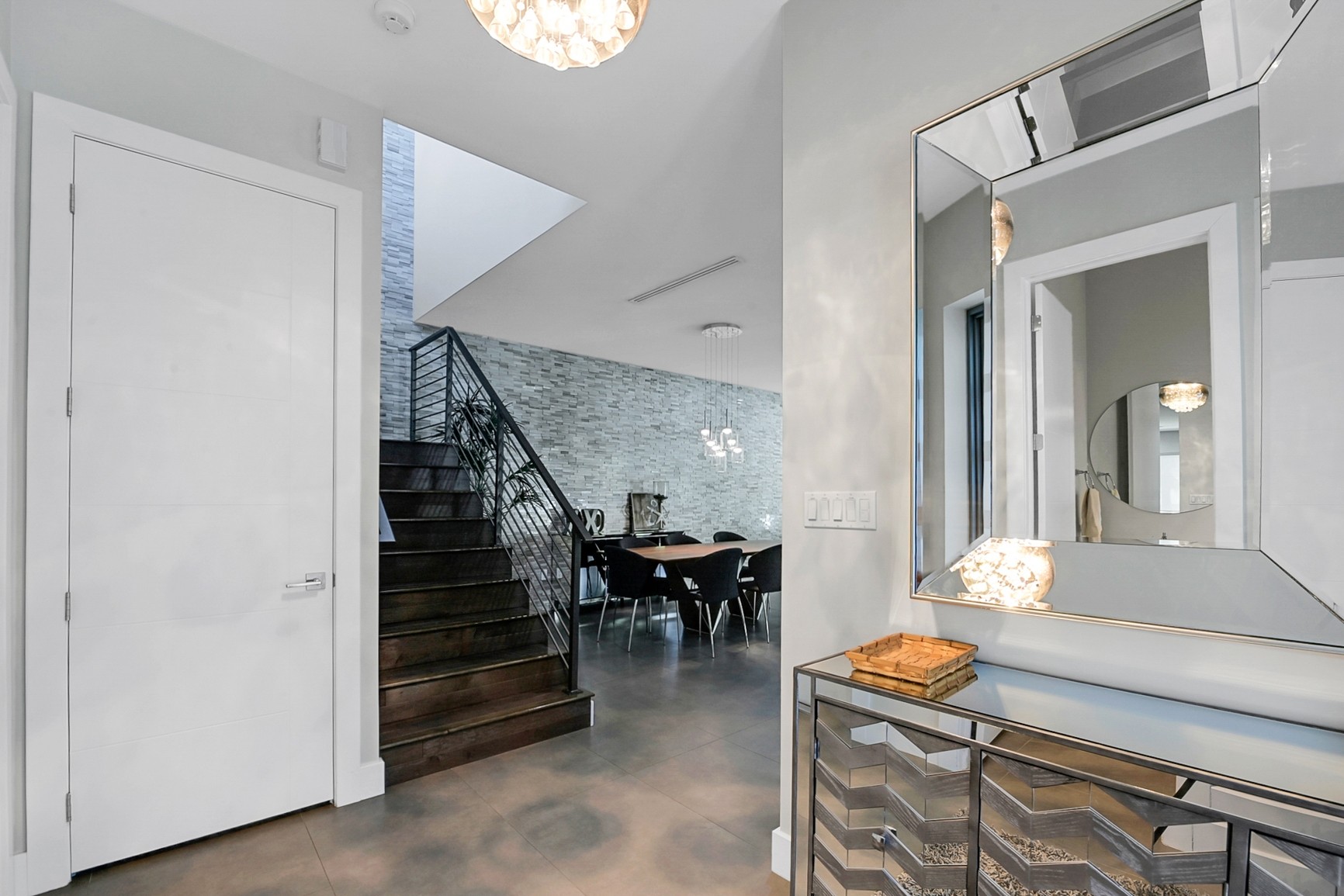 304 Jennifer Drive Unit B