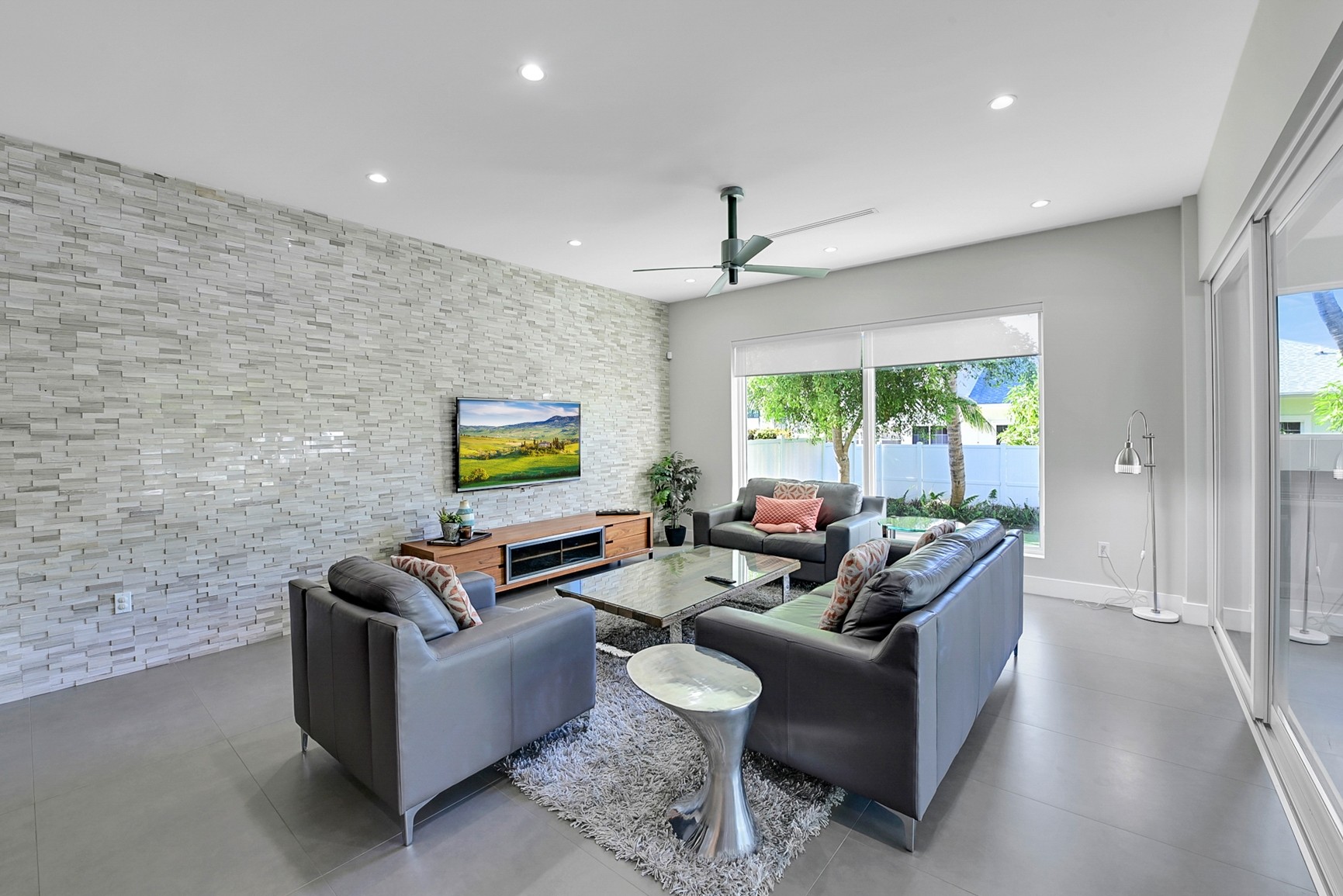 304 Jennifer Drive Unit B