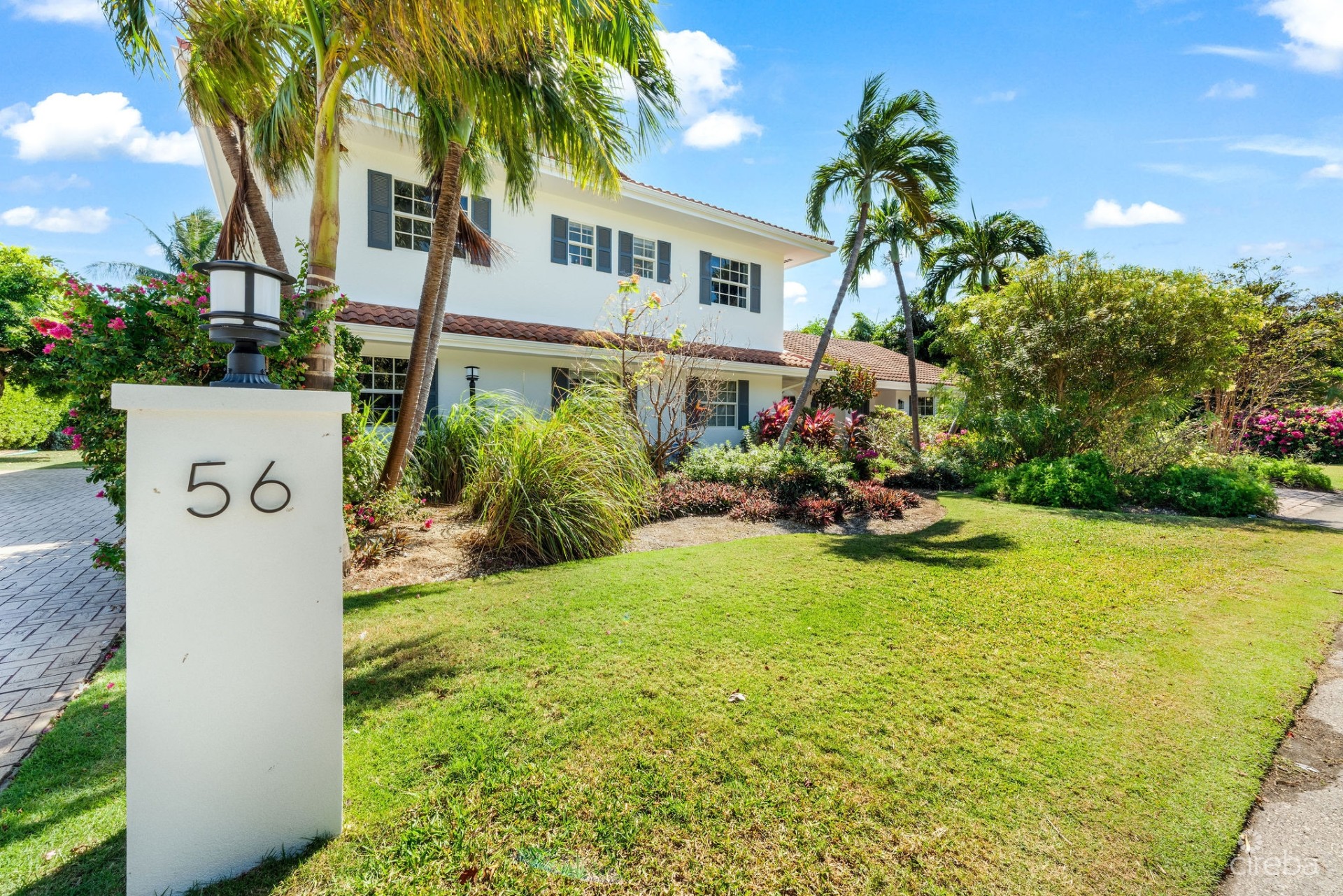 NELSON  QUAY 56, WATERFRONT HOME