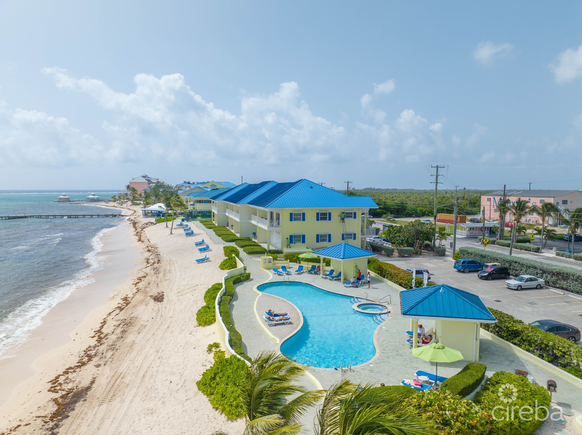 CASTAWAY COVE BEACHFRONT - 2 BED, 2 BATH, A AND B LOCK OFF UNIT
