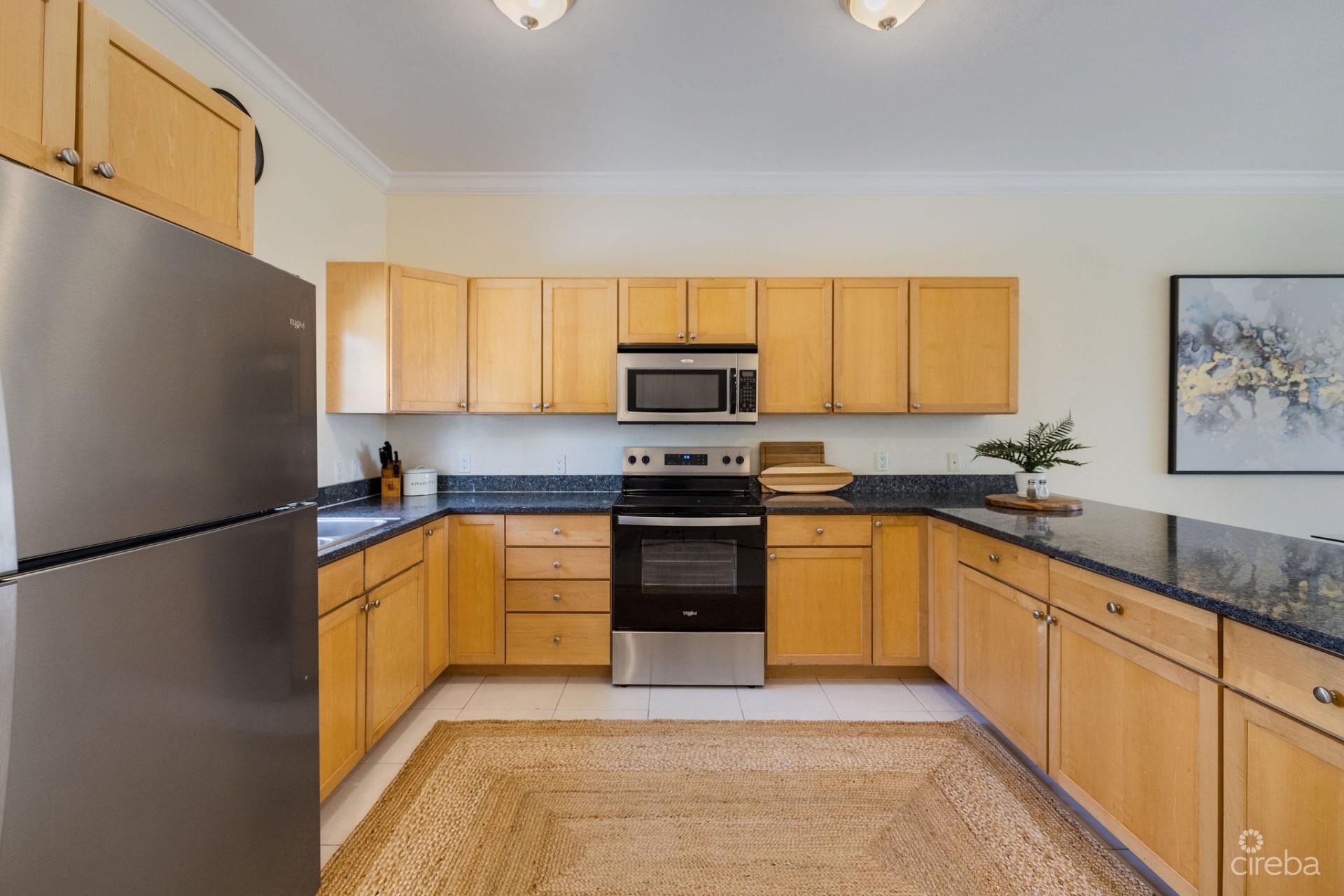 PARADISE POINT | 3-BED, 2.5-BATH OCEANFRONT TOWNHOUSE | WEST BAY