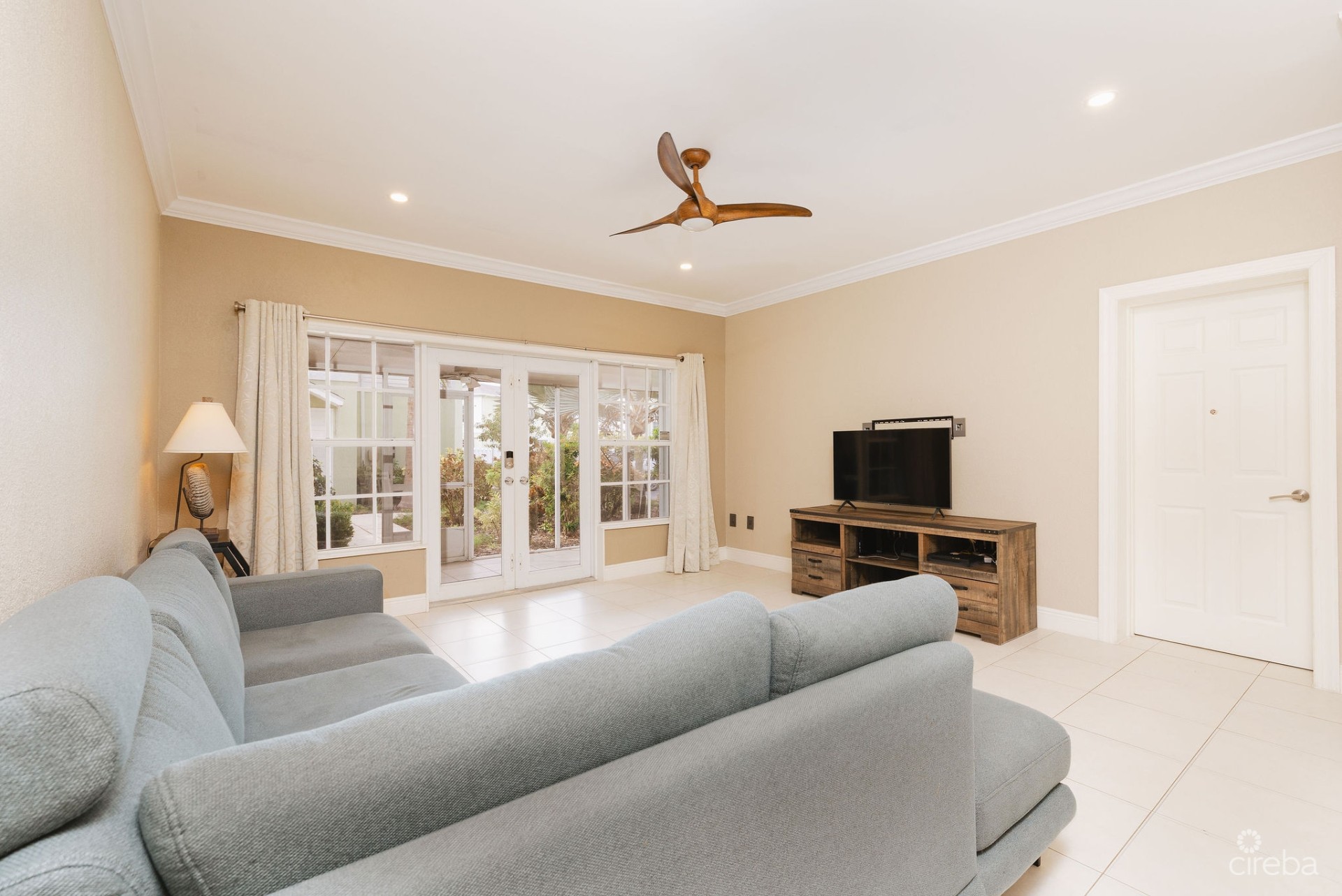 GARDEN RETREAT - 3BED