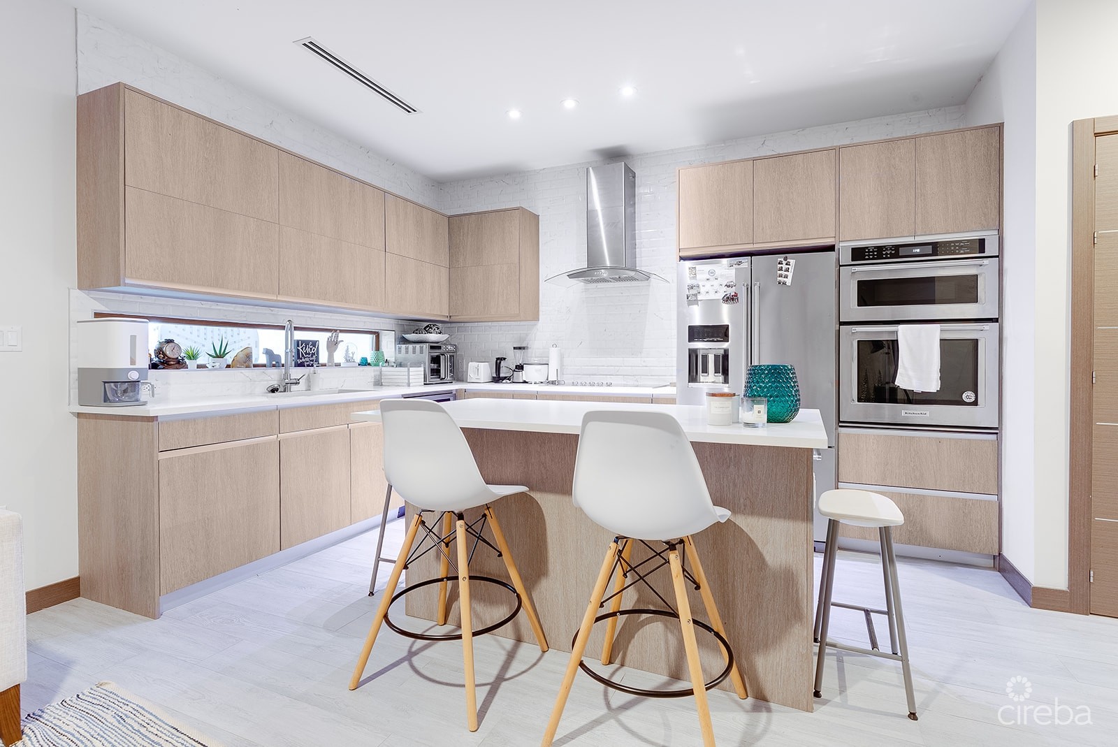 ARVIA ONE BED PLUS DEN