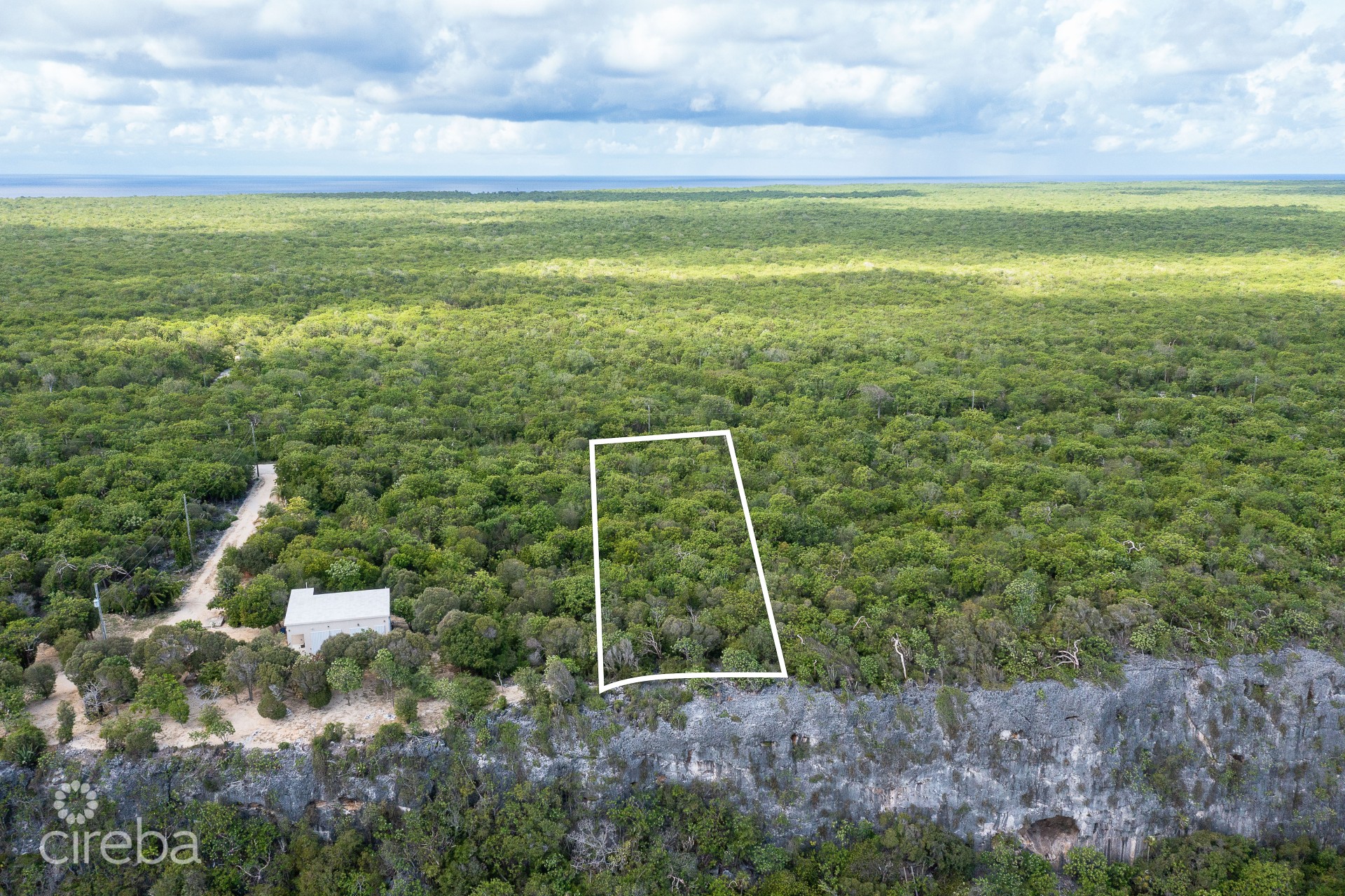 CAYMAN BRAC 1.05 ACRE PARCEL SOUTH SIDE EAST WITH OCEAN VIEW