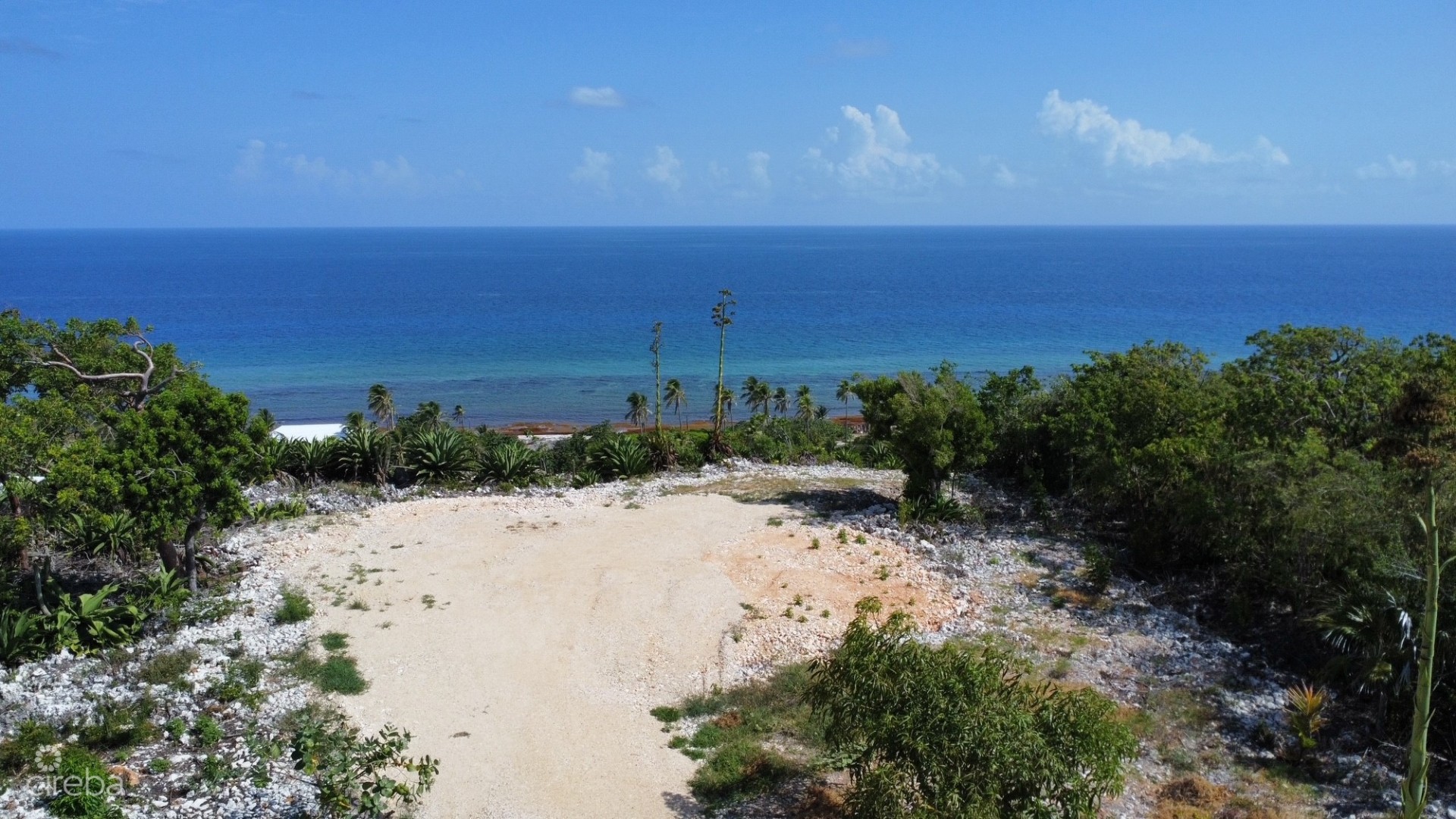 BLUFF LAND - CAYMAN BRAC EAST - LOT #4