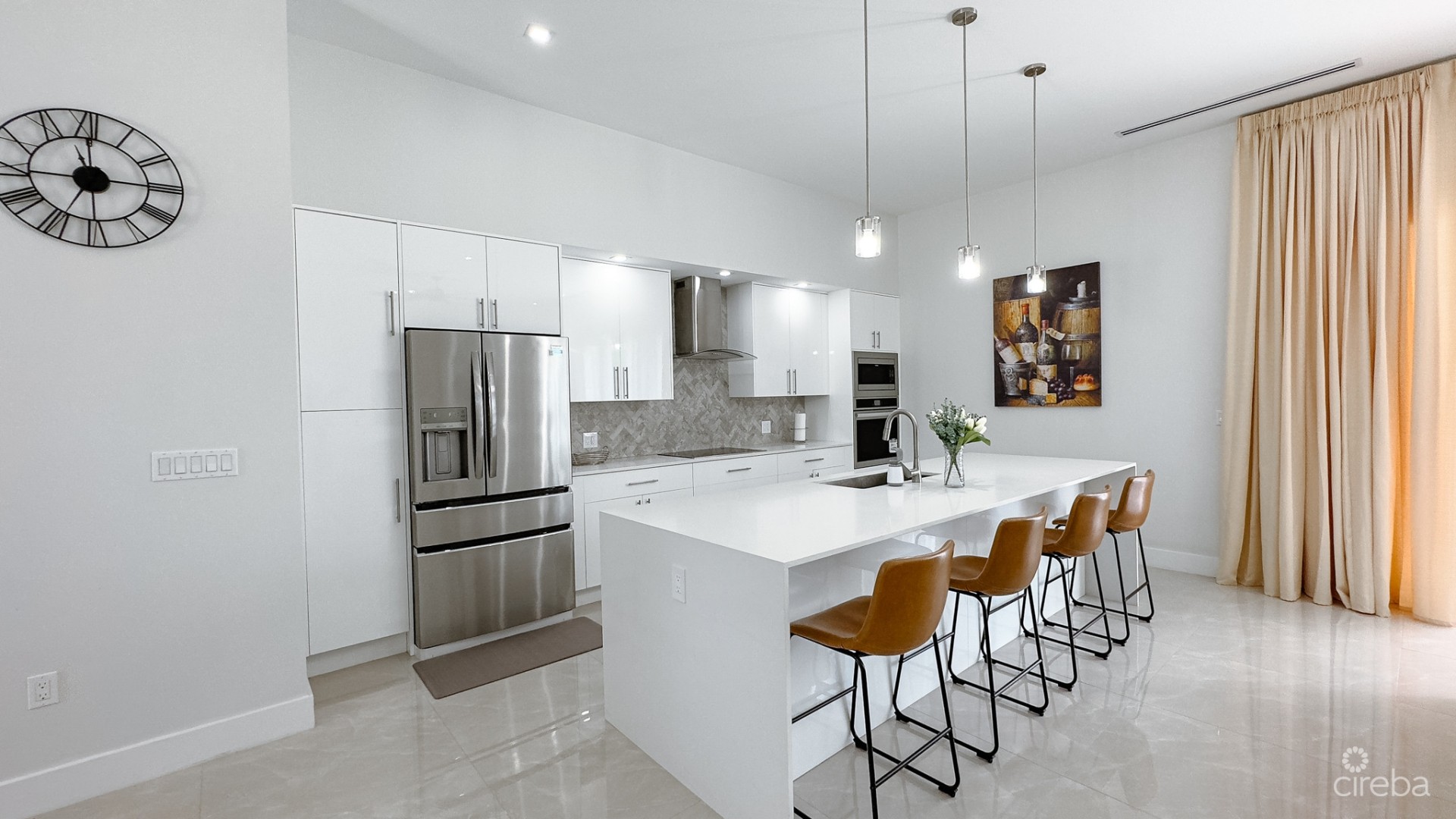 TARPON CIRCLE 4 BED FAMILY HOME