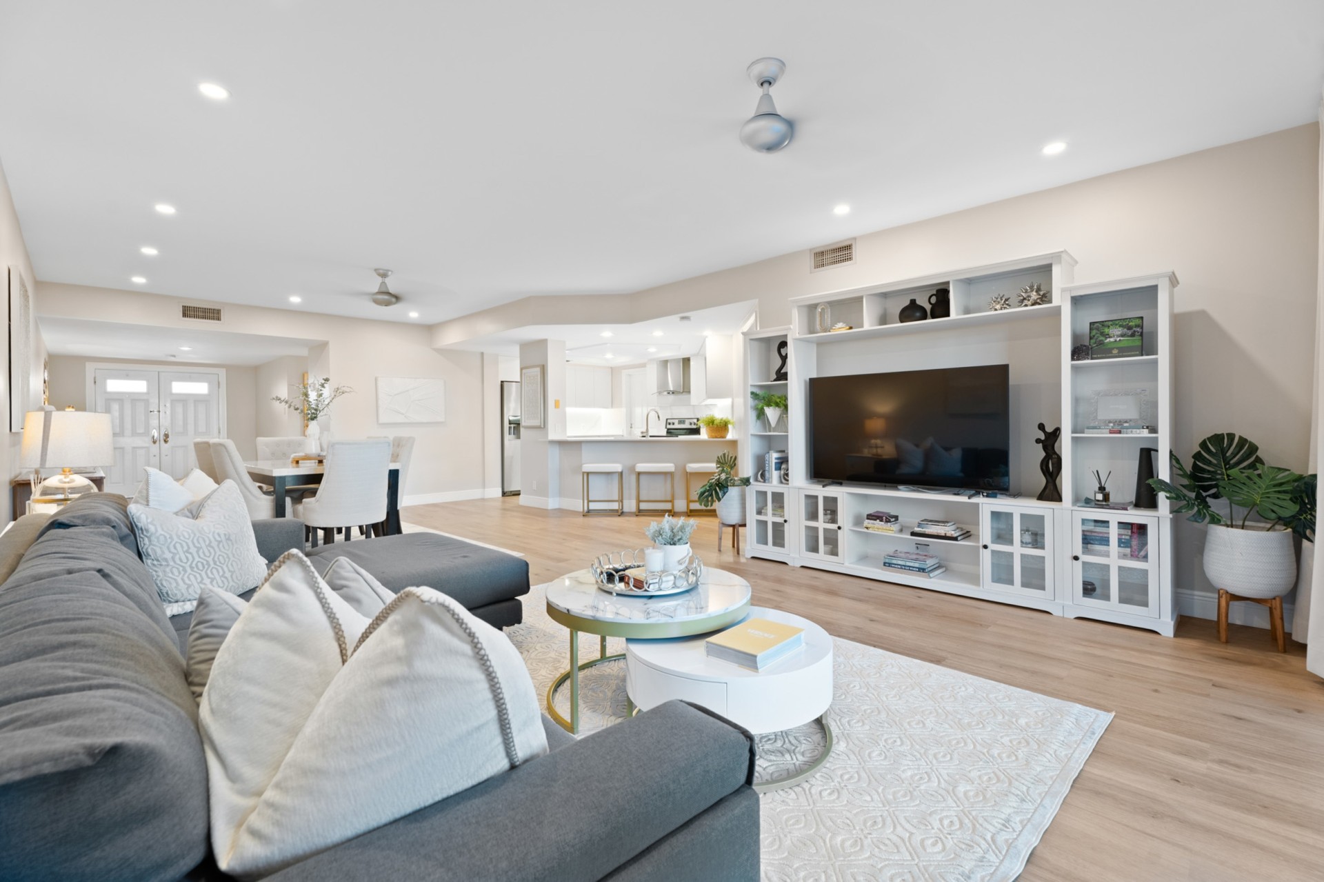 Britannia Regents Court | Serene Canal Living
