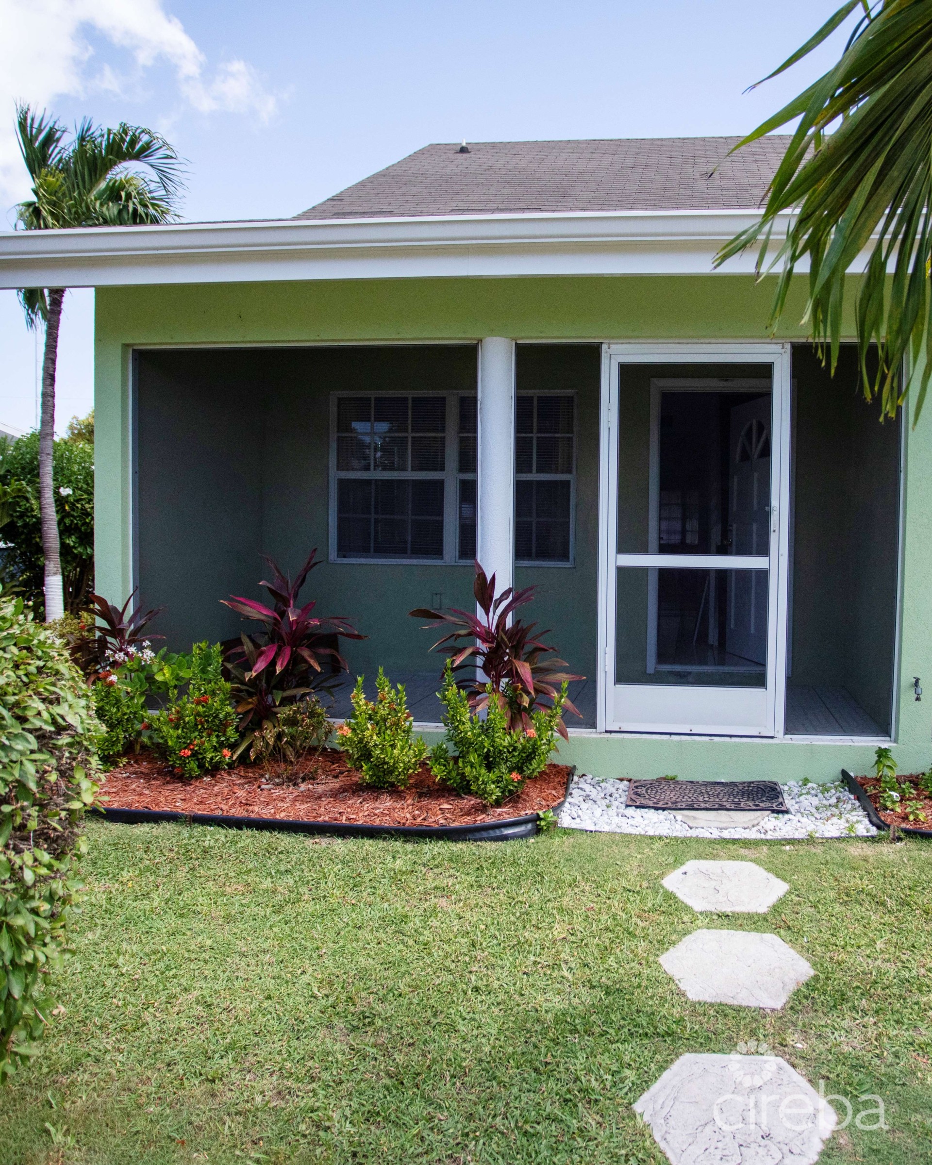 MUST SEE PLEASANT PALMS 2 BEDROOM