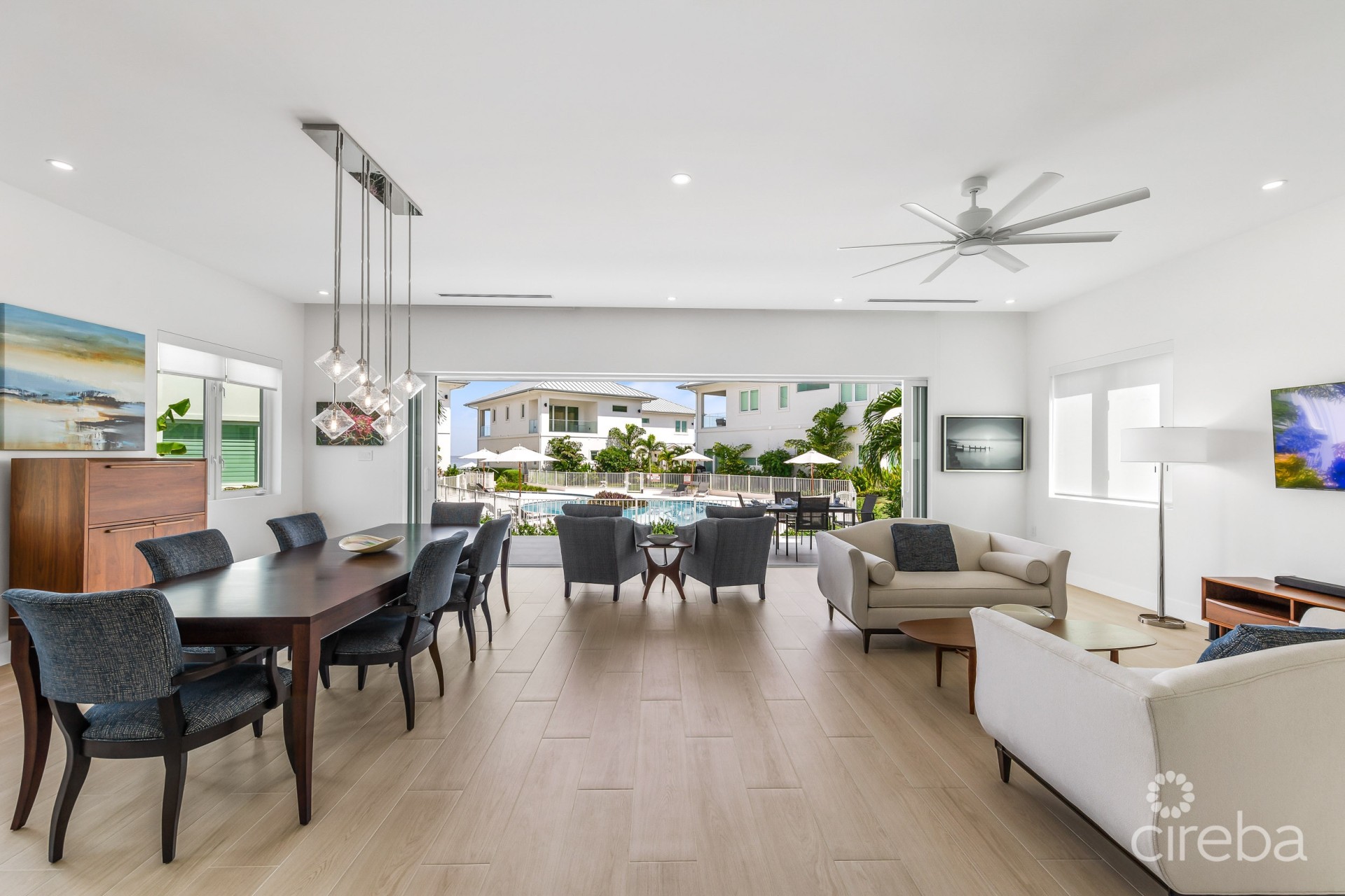 OCEANS 9  VILLA 7  WEST BAY LUXURY BEACHVIEW DETACHED HOME