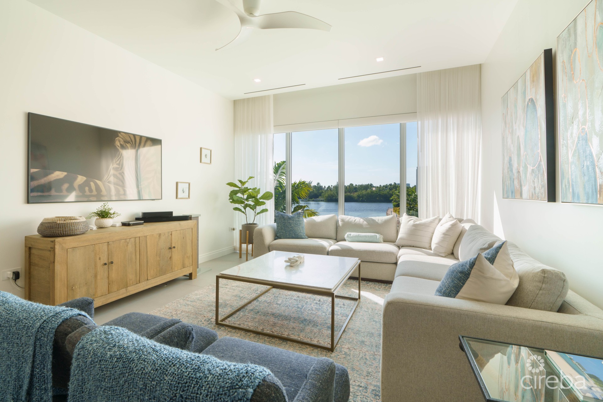 ONE CANAL POINT 7 - THREE BEDROOM TOWNHOME