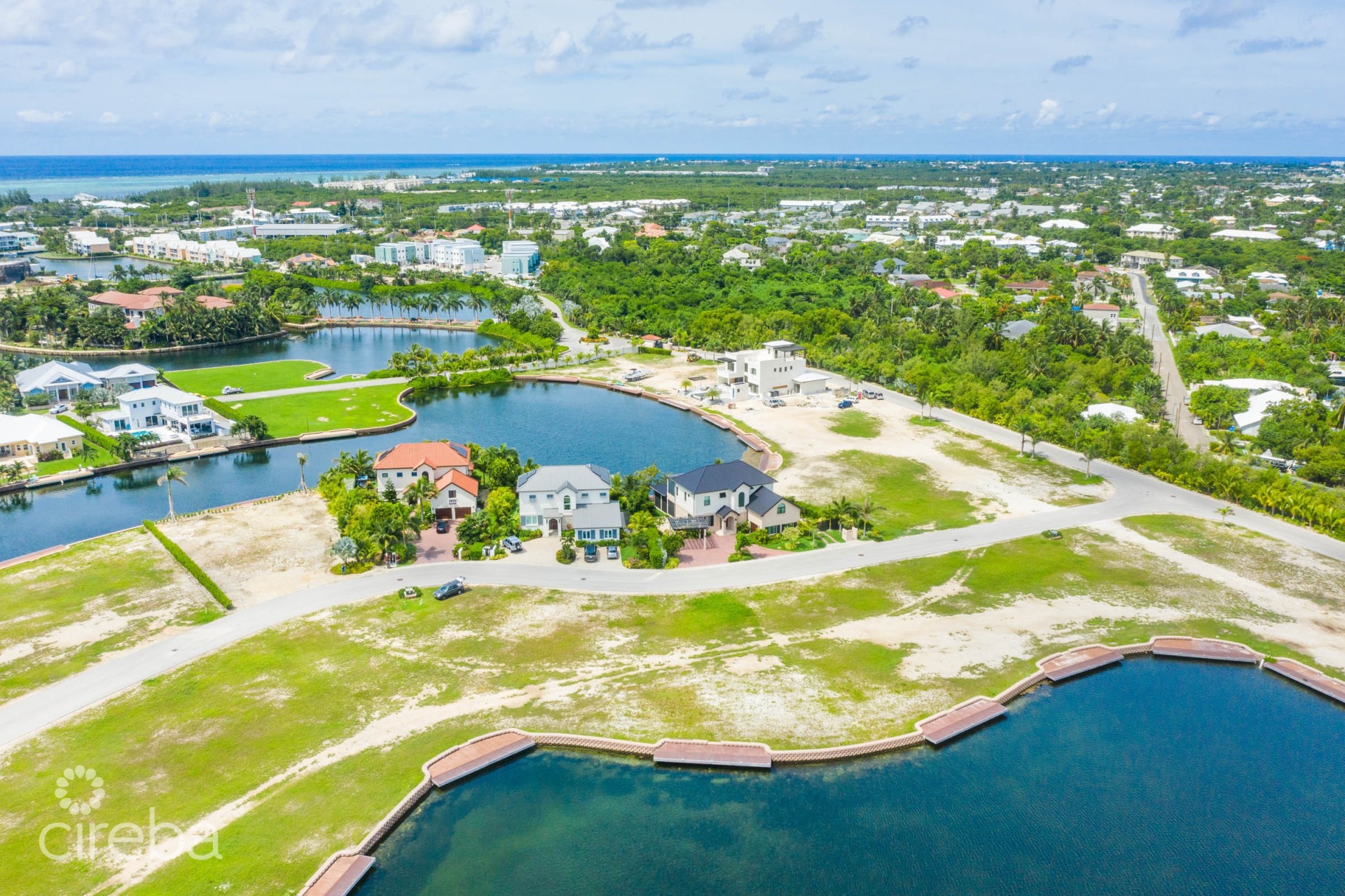 HARBOUR REACH 0.36, CANAL FRONT LOT