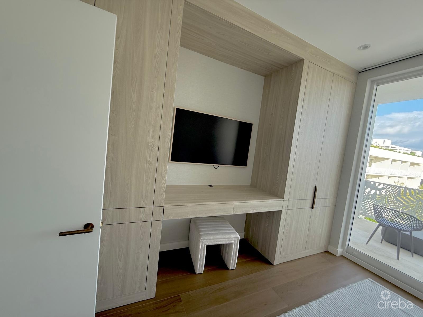 THE GROVE TOO - UNIT 75