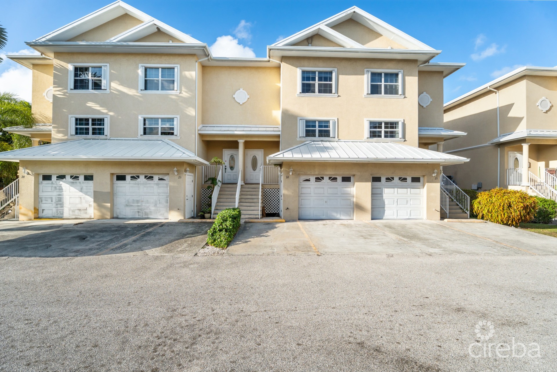 LAKELAND VILLAS UNIT 22