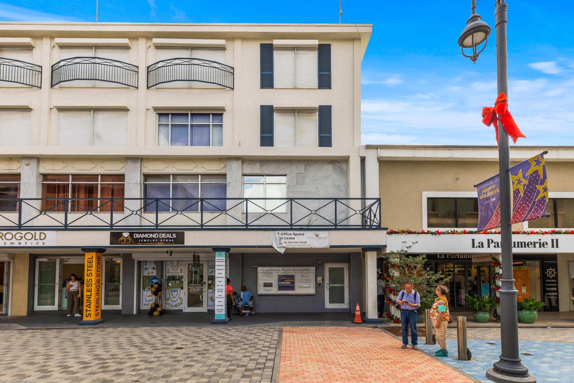 Cardinal Plaza - 4th Floor