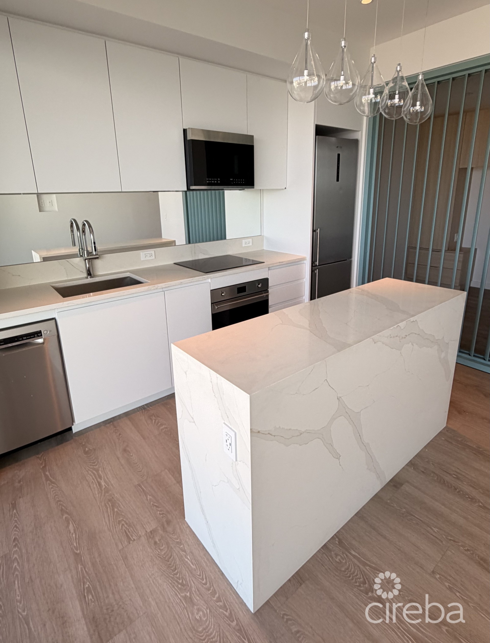 ONE GT  -  MOVE IN NOW! AMAZING NW VIEWS PRICED FOR QUICK SALE.