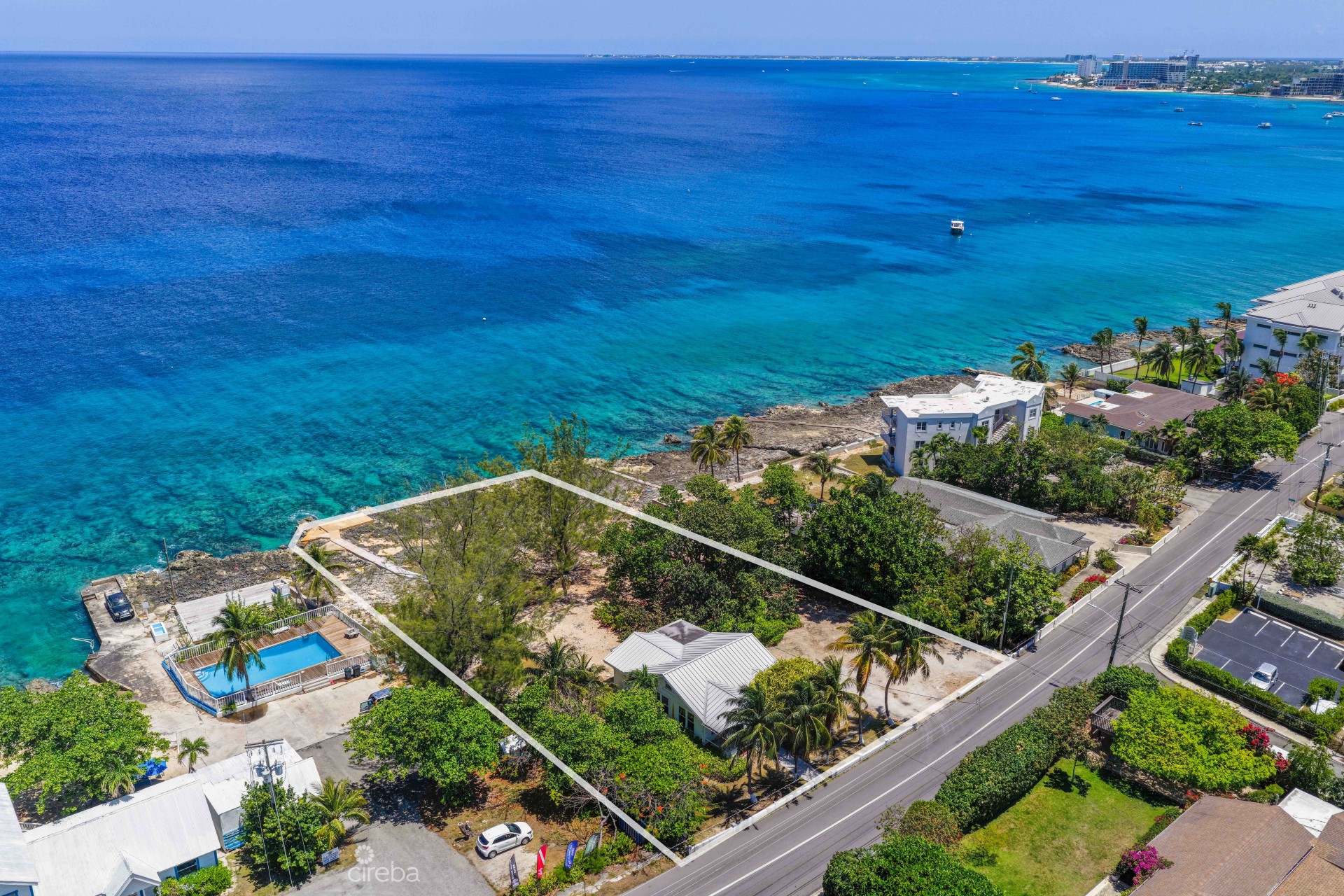 RARE 0.9 ACRES OCEANFRONT PARCEL ON GEORGE TOWN WATERFRONT