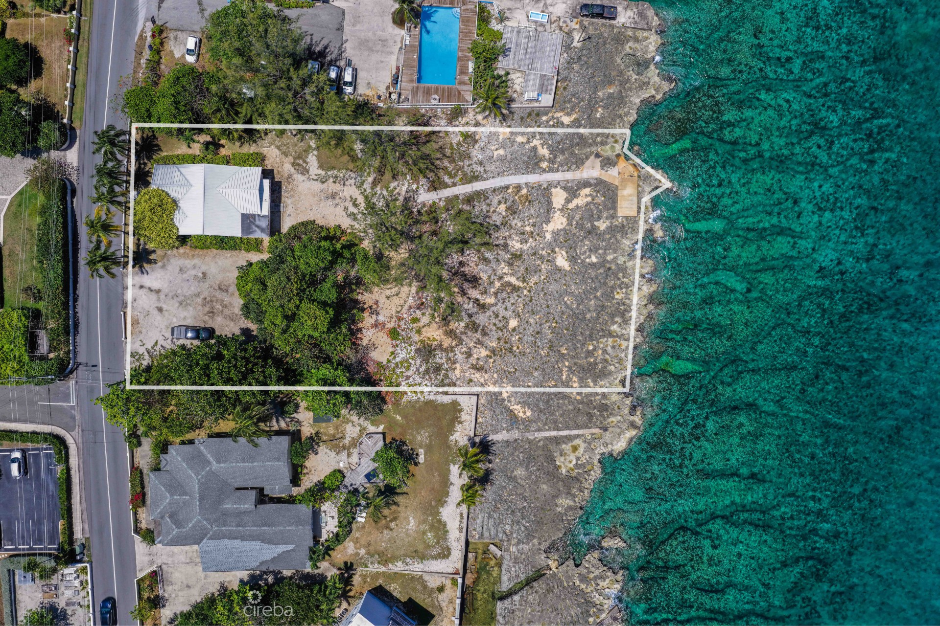 RARE 0.9 ACRES OCEANFRONT PARCEL ON GEORGE TOWN WATERFRONT