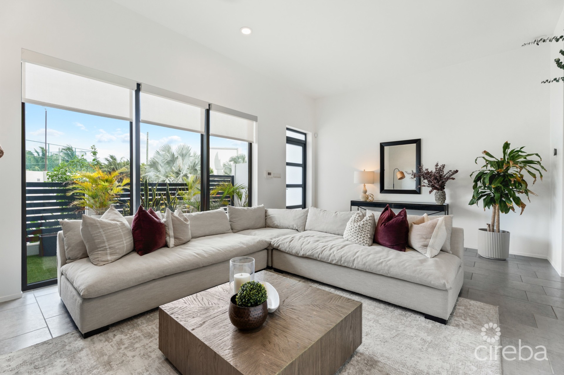 VELA 32, SOUTH SOUND TOWNHOME