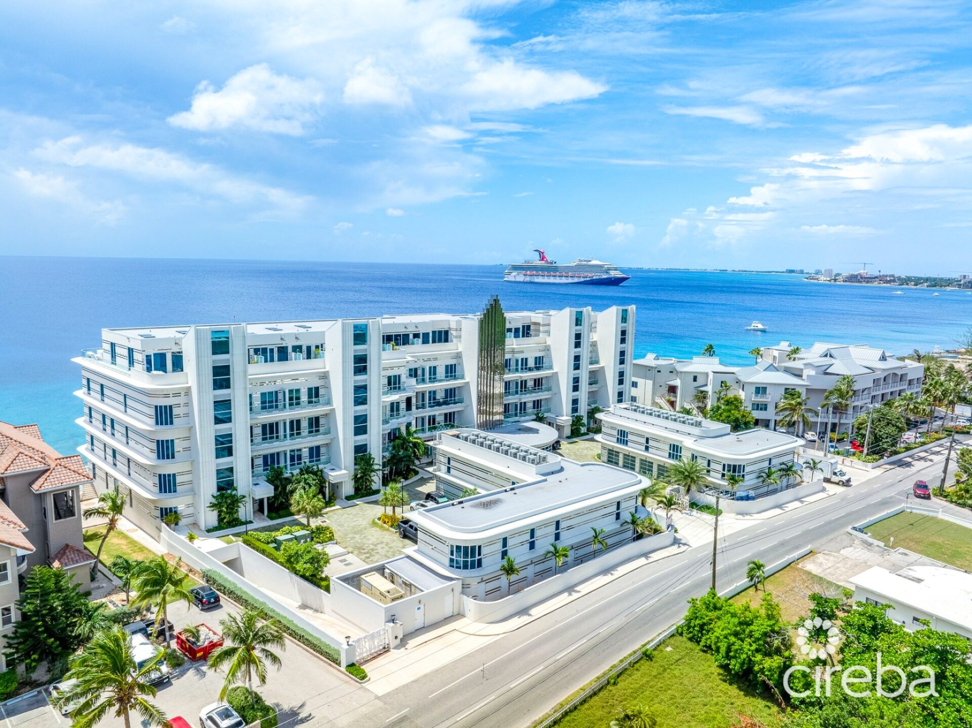 FIN 11 - OCEANFRONT CONDO