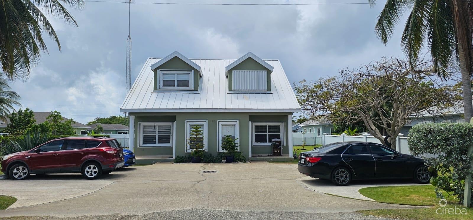 DUPLEX INVESTMENT PROPERTY - AURORA DRIVE, WEST BAY