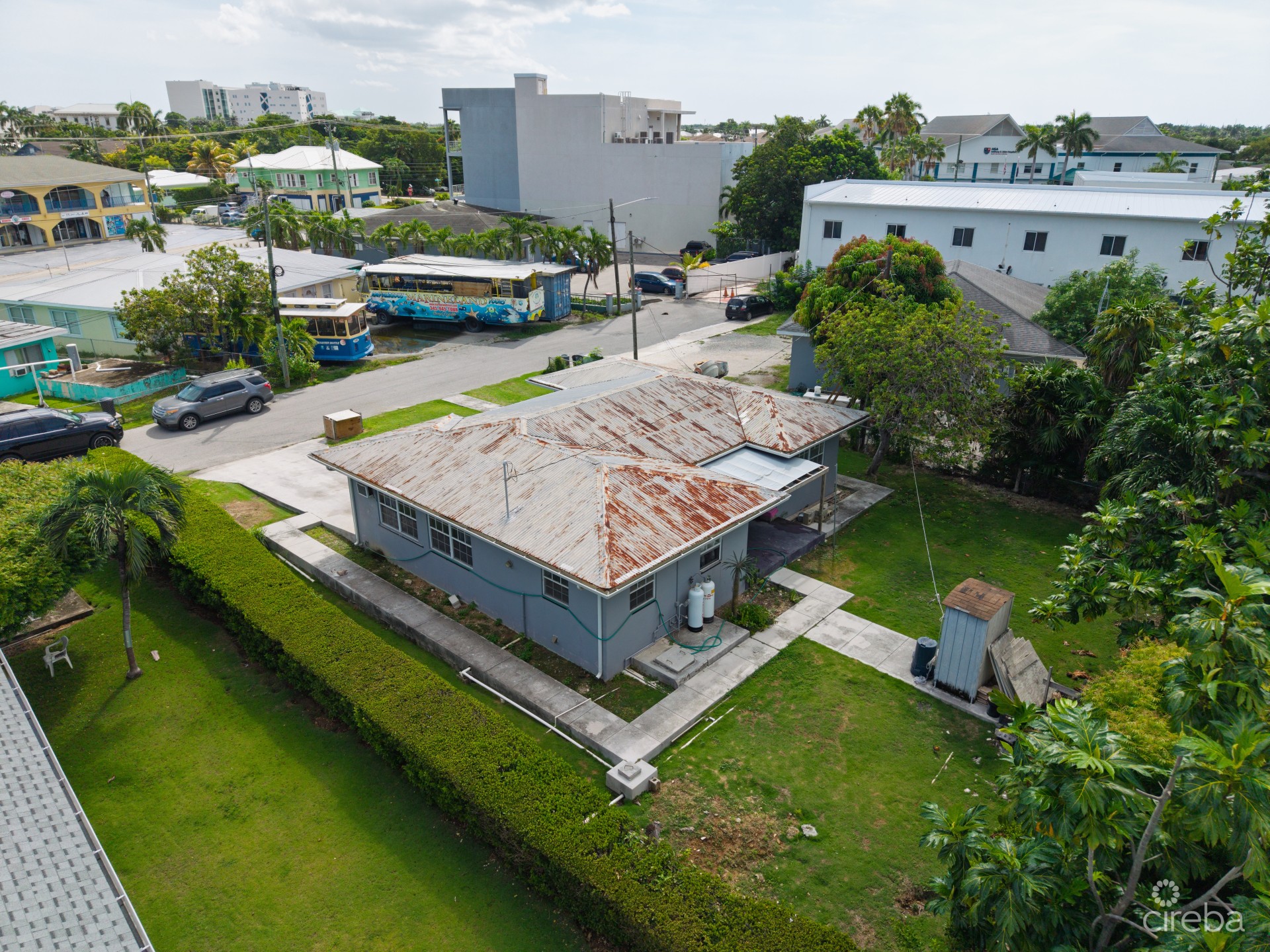 DORSET LANE 3 BED HOME - ZONED NEIGHBORHOOD COMMERCIAL