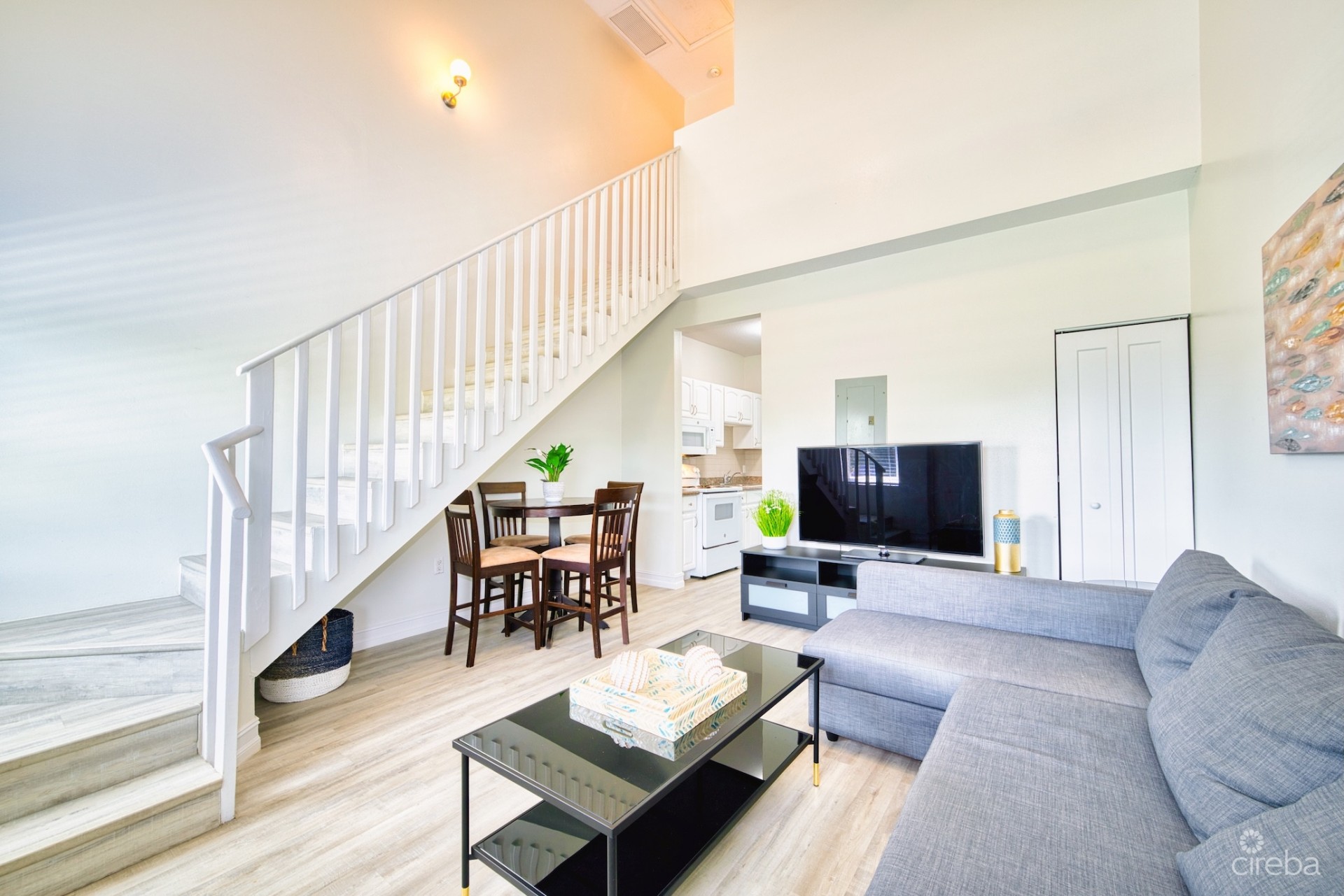 EXECUTIVE SUITES - 2 BED APARTMENT - GEORGETOWN - UNIT 17